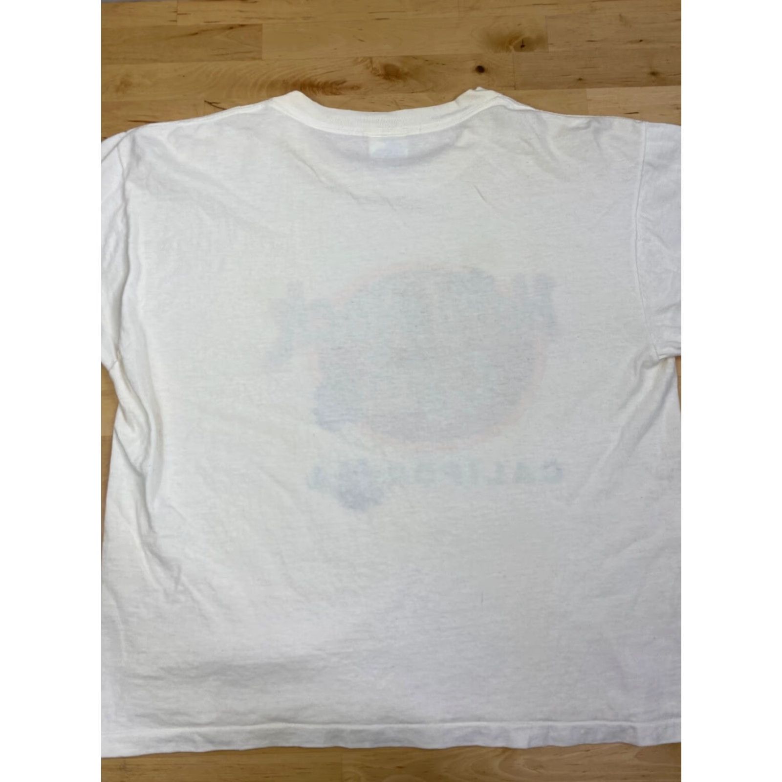 Vintage VINTAGE California Graphic Tee White T Shirt VTG Hard Rock Gym California Logo Unisex L 1990s Short Sleeve Cotton Mens Womens Boys Girls #2717 Size US L / EU 52-54 / 3 - 3 Thumbnail