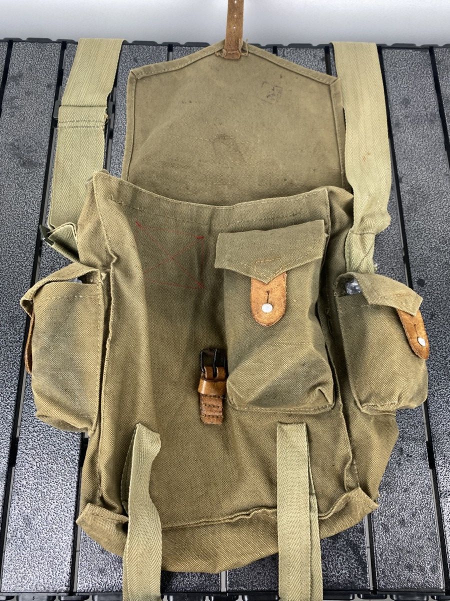 Japanese Brand 2000’s Shimamura Tokyo Canvas Military Tactical Sling Bag Size ONE SIZE - 11 Thumbnail