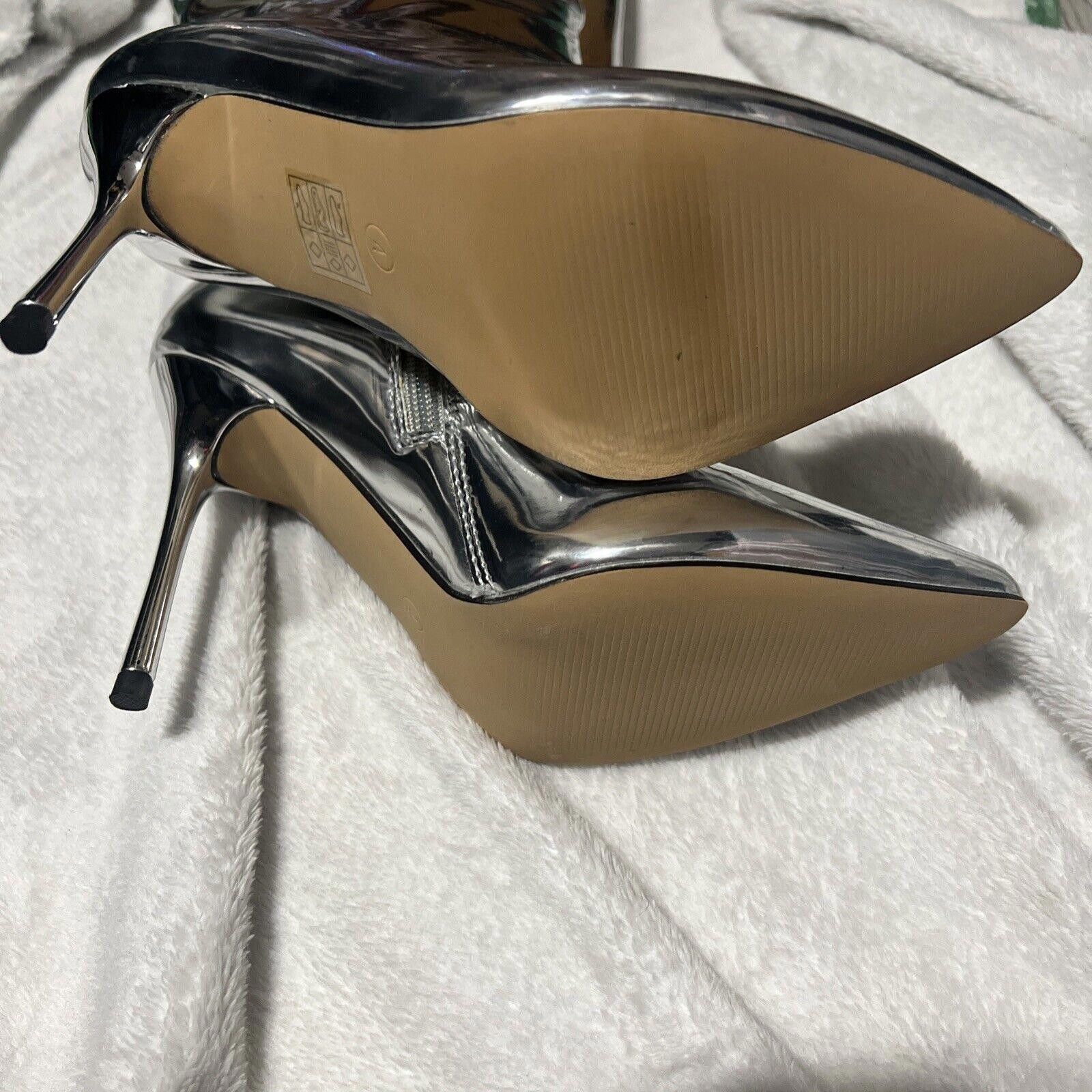 Designer Size 6 Silver Mirror Metallic Knee High Stiletto Boots Size US 6 / IT 36 - 4 Thumbnail