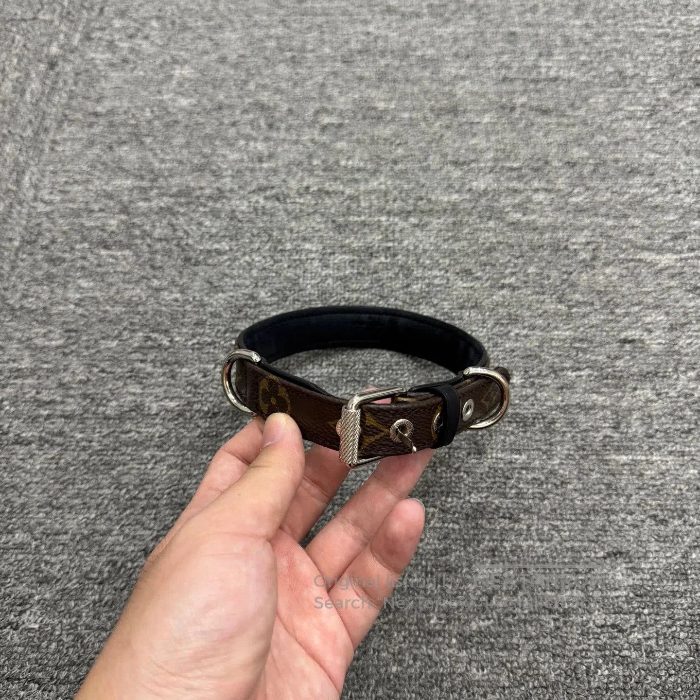 Louis Vuitton Louis Vuitton Monogram Bracelet. Size ONE SIZE - 2 Thumbnail