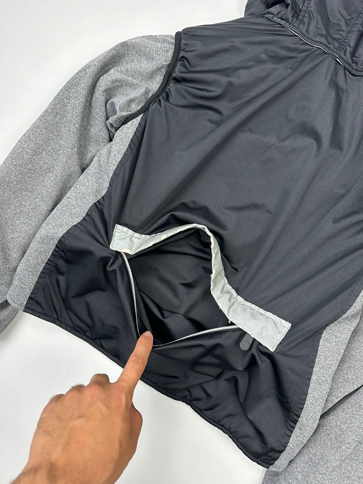 Marithe + Francois Girbaud Marithé François Girbaud 80s Puffy Black Grey Hooded Jacket Size M / US 6-8 / IT 42-44 - 11 Thumbnail