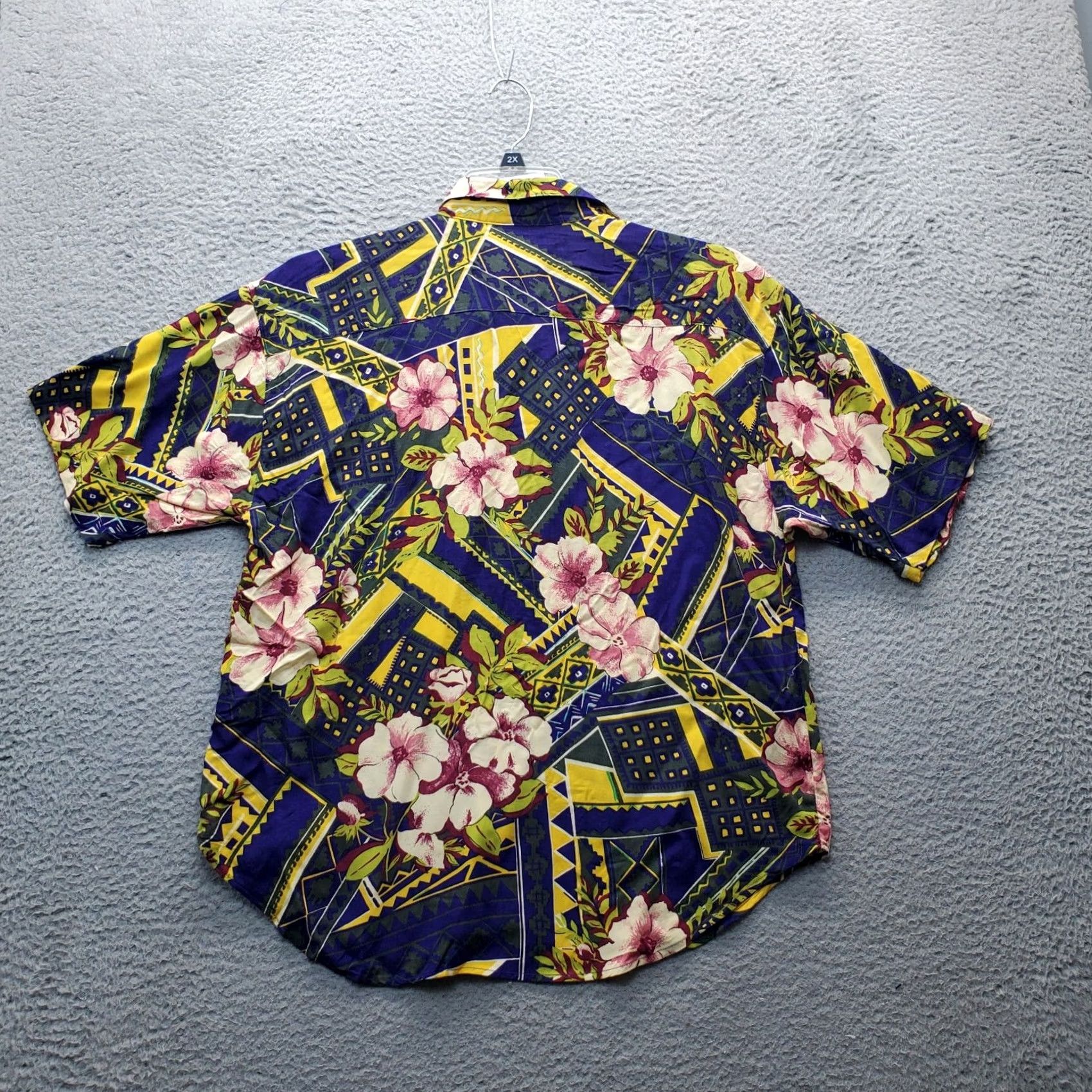 Vintage Take Away Shirt Womens Large Multi Chest Pocket Short Sleeve Button Down Collar Size L / US 10 / IT 46 - 2 Thumbnail