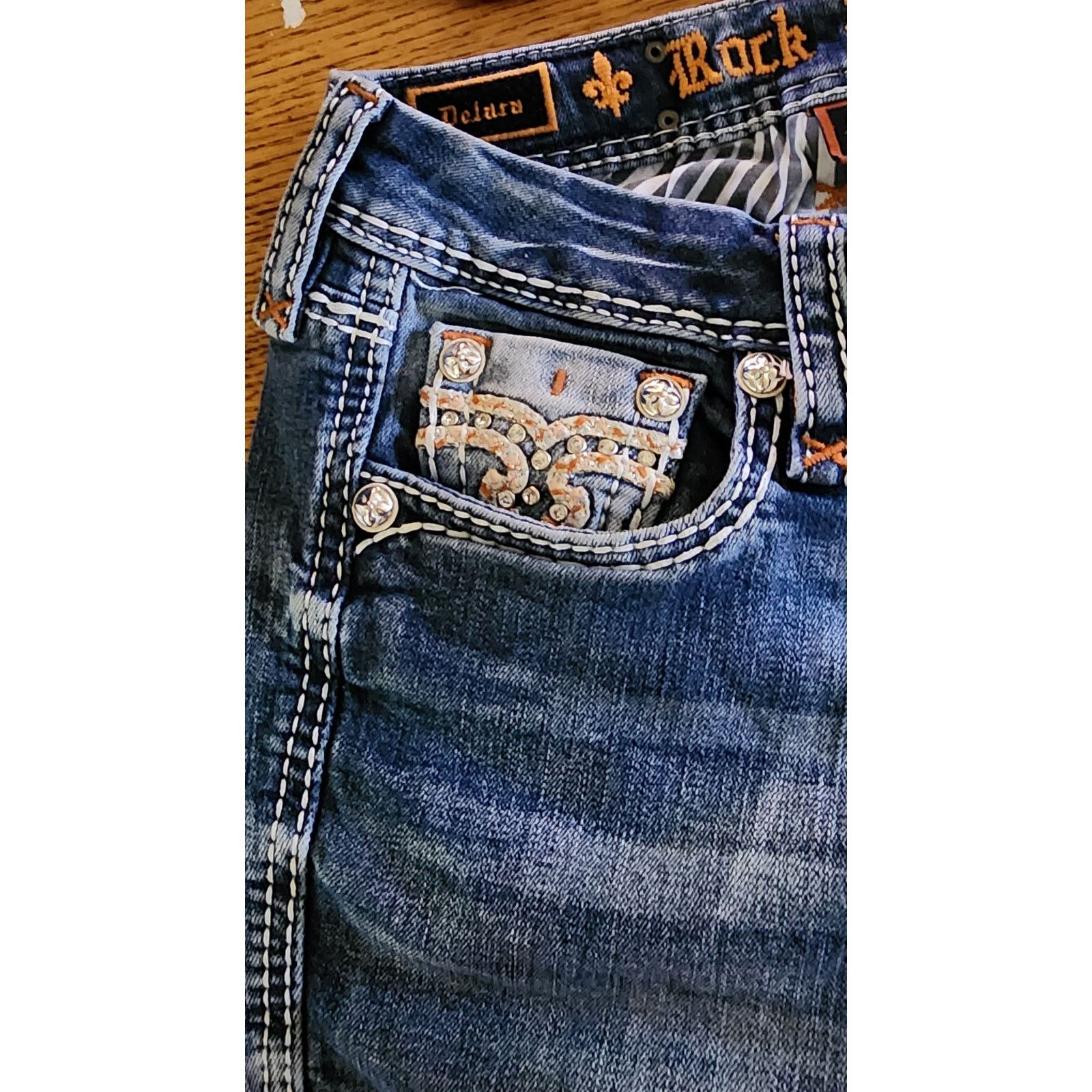 Rock Revival Rock Revival Jeans Women 27EU distressed Mid-Rise Rhinestone Size 30" / US 8 / IT 44 - 4 Thumbnail