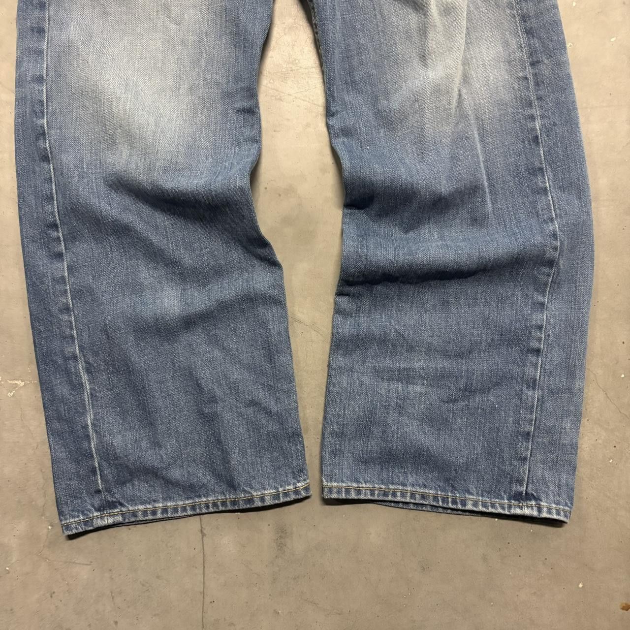 Banana Republic Crazy Vintage Y2K/2000s Straight Fit Banana Republic Medium Wash Denim Jeans! Size US 35 - 5 Thumbnail
