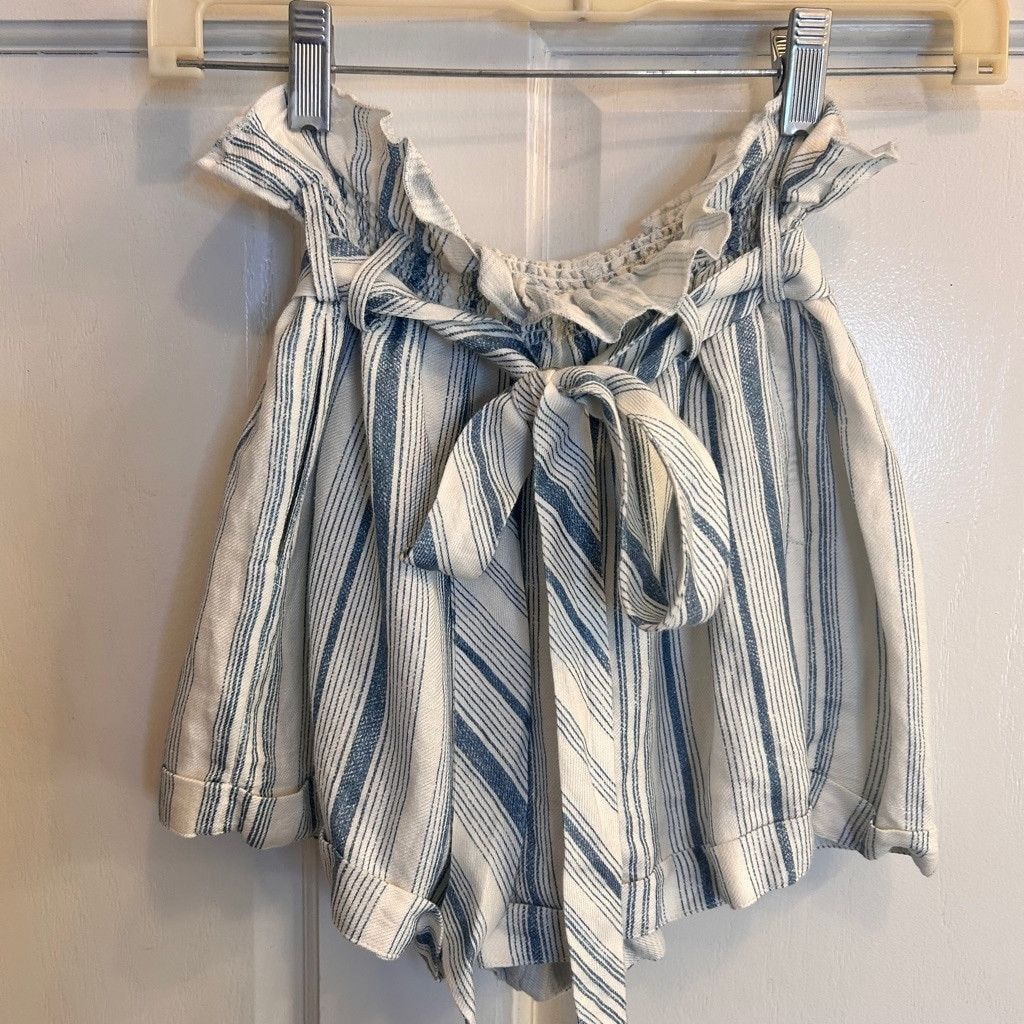 Chaser Brand Women's Chaser Shorts Size M White Blue Striped Size 30" / US 8 / IT 44 - 1 Thumbnail