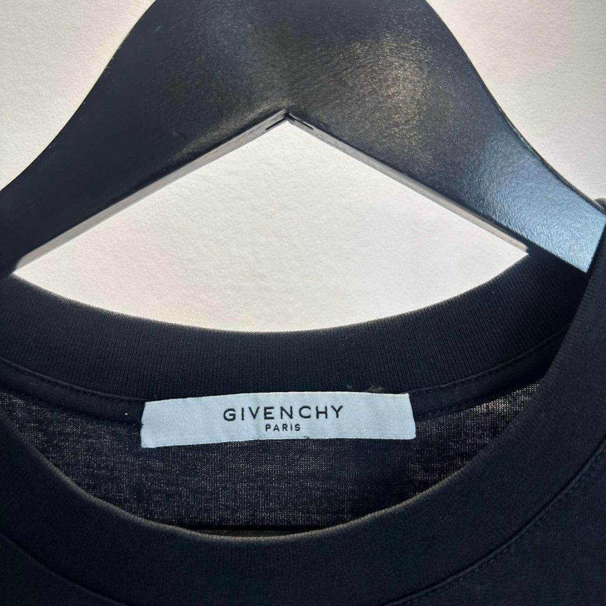 Givenchy GIVENCHY LOGO T SHIRT Size US XS / EU 42 / 0 - 3 Thumbnail