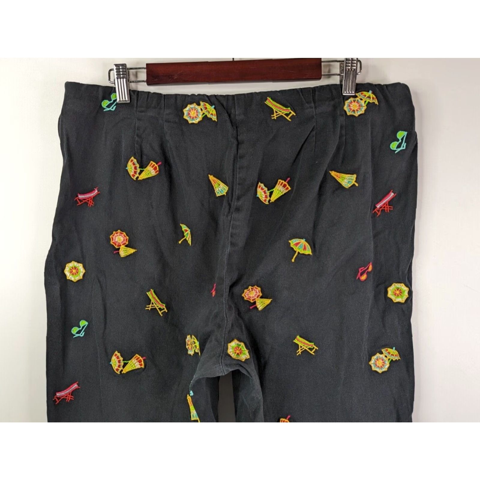 Coldwater Creek Coldwater Creek Pants Women 18 Black Cotton Solid Embroidered Zipper Beach Ankle Size 40" / US 18 - 5 Thumbnail
