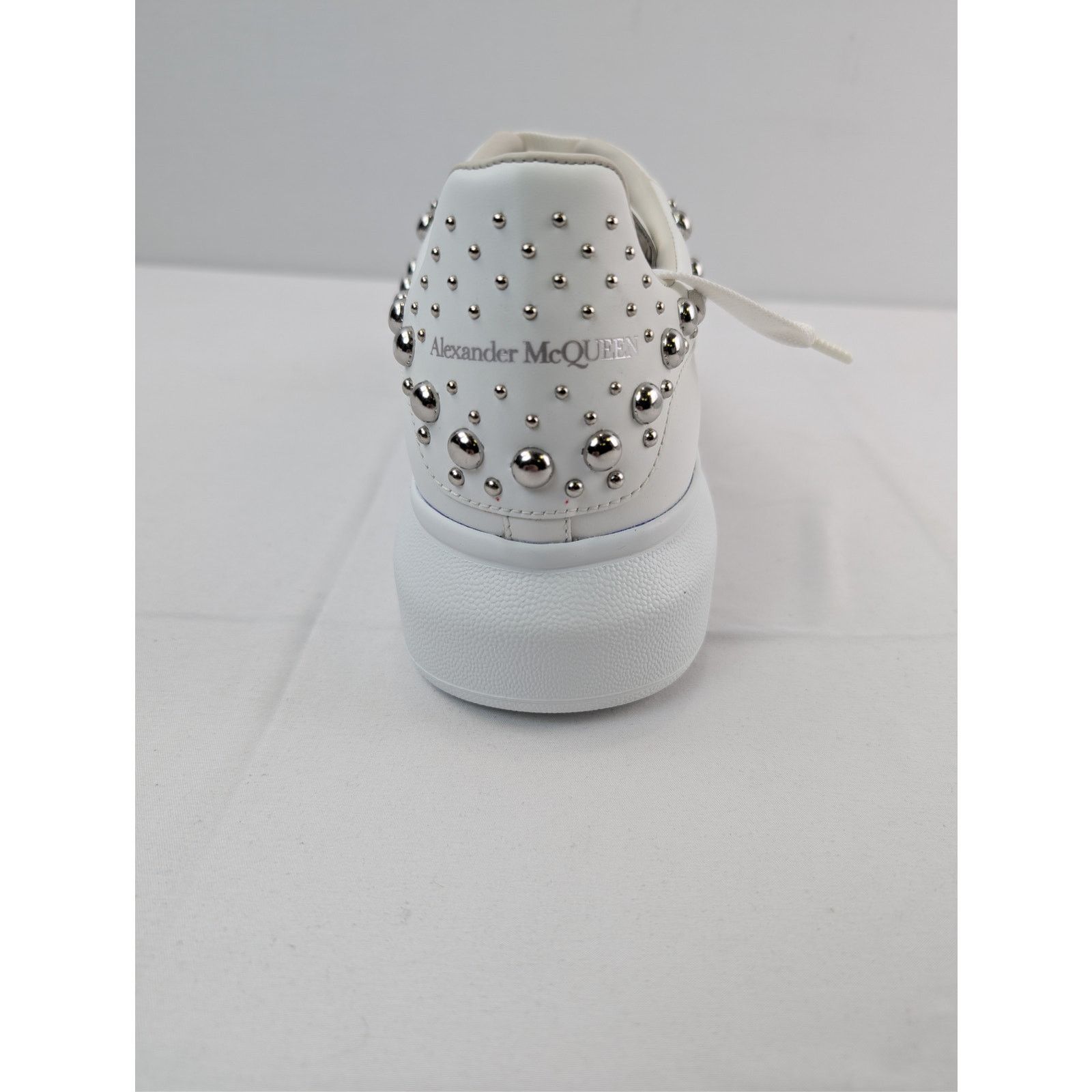 Alexander McQueen o1rshd1 Larry Sneakers in White/Silver Size US 11 / EU 44 - 15 Thumbnail