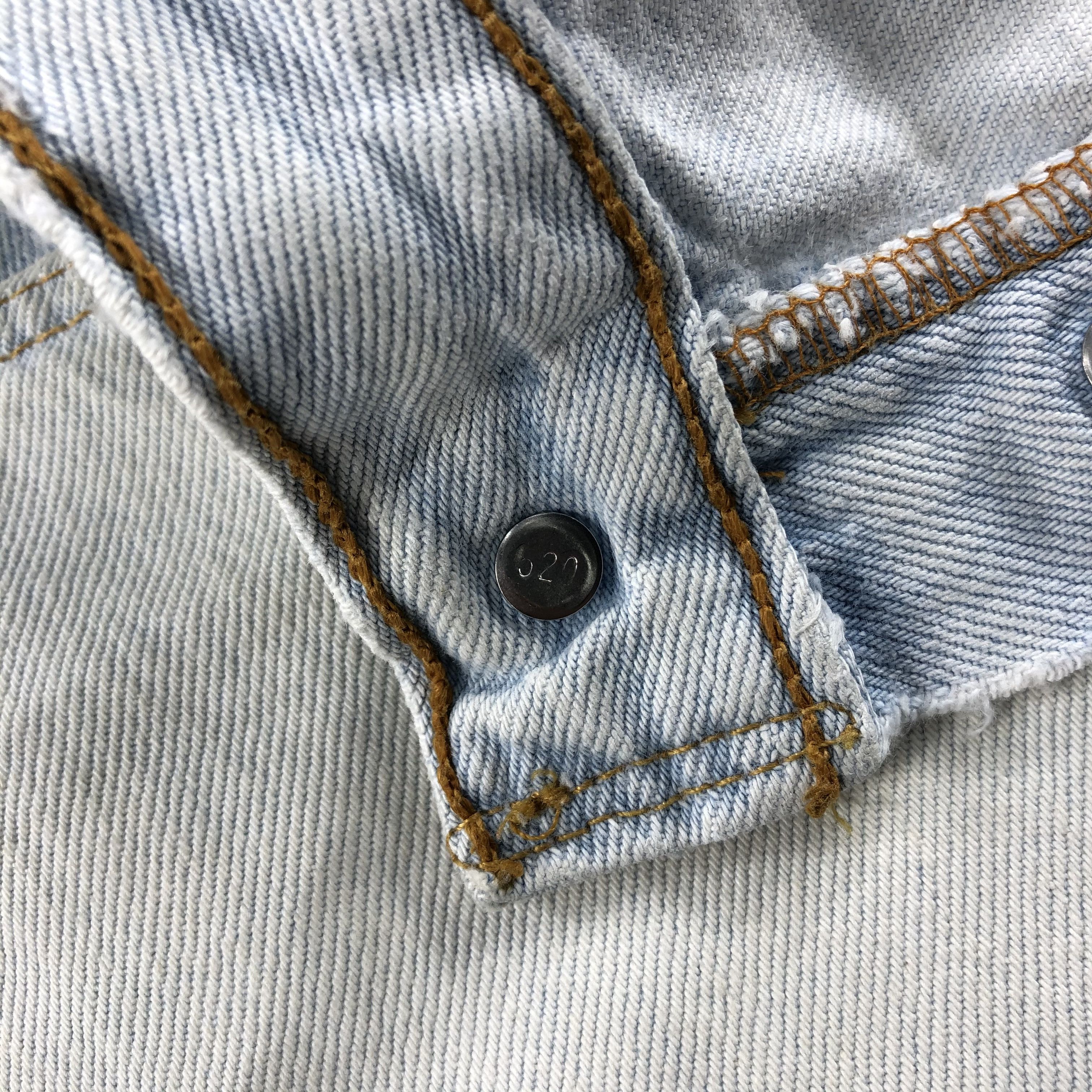 Levi's × Vintage Vintage 90s Light Wash Levis 501 Jeans-JM821 Size US 31 - 9 Thumbnail