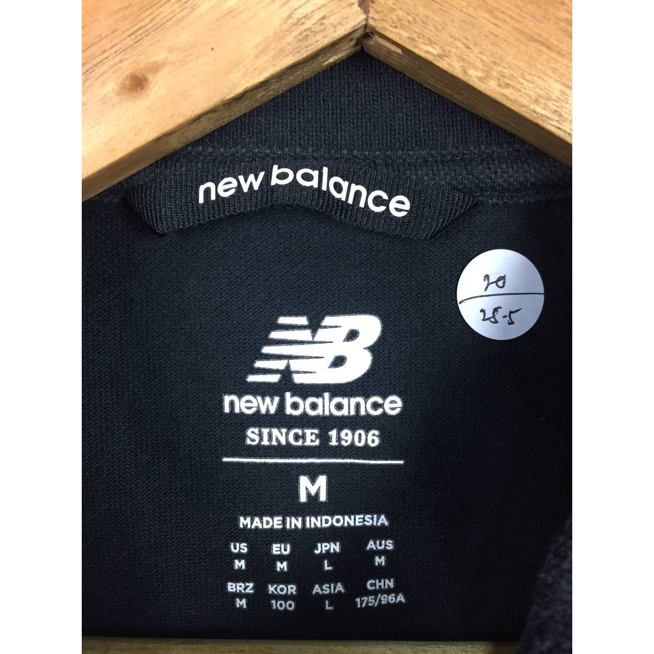 New Balance × Vintage New Balance Embroidered Logo Casual Essentials Polo Tee Size US M / EU 48-50 / 2 - 8 Thumbnail