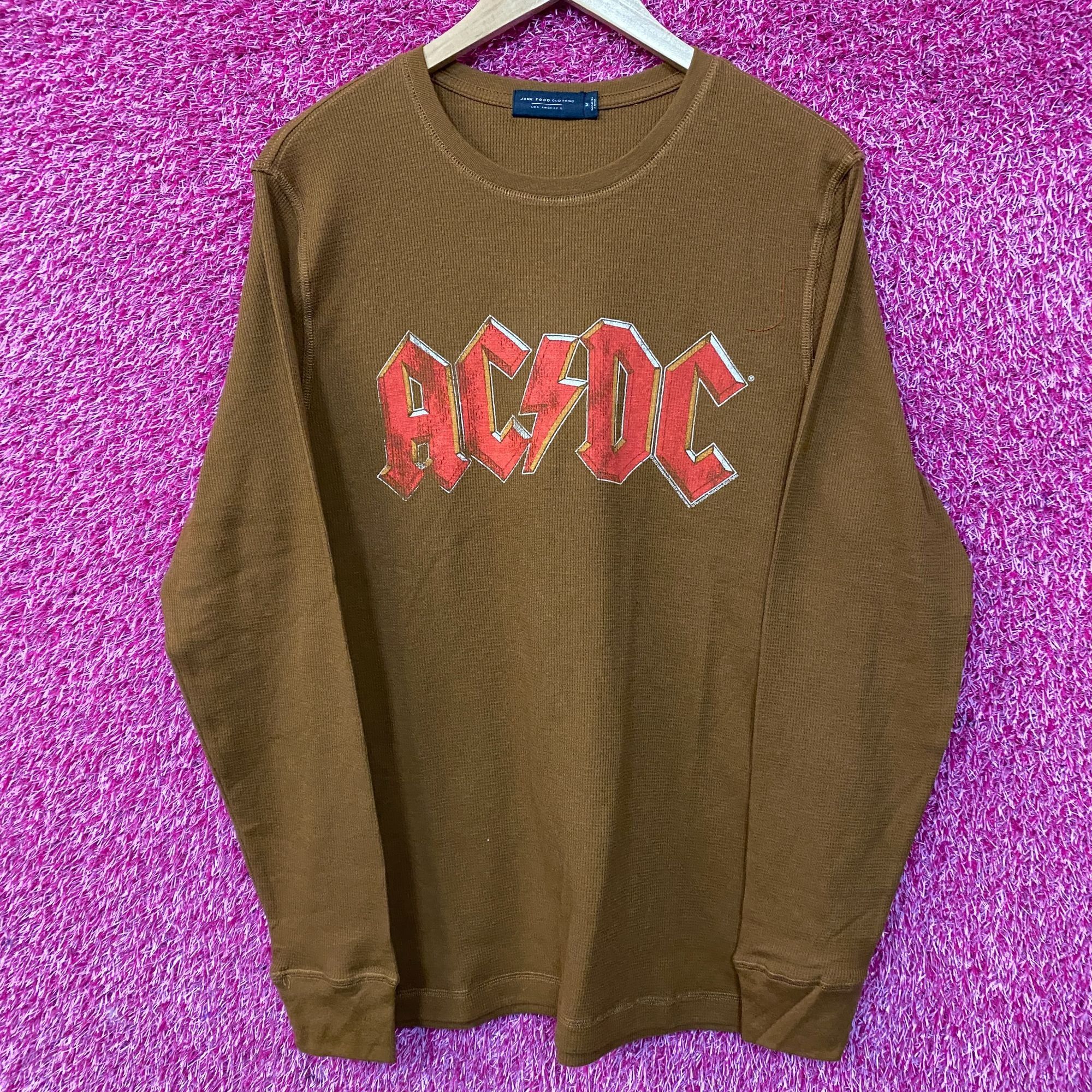 Junk Food Junk Food Clothing AC/DC Back in Black Tour Waffle Knit Pull Size US M / EU 48-50 / 2 - 1 Thumbnail