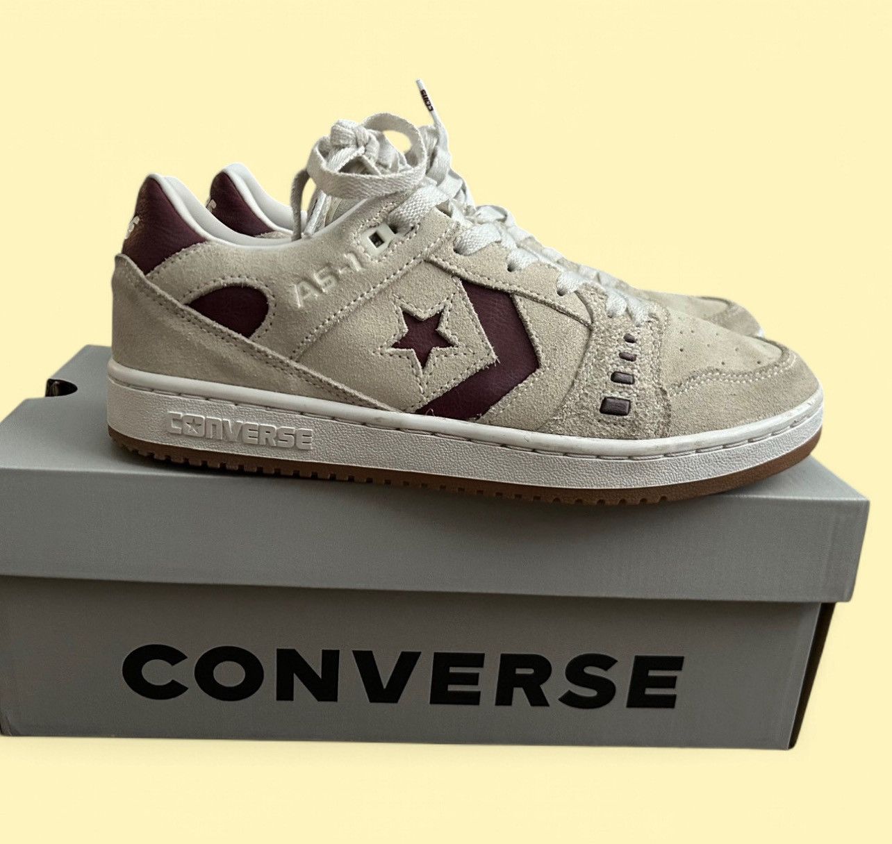 Converse Used Burgundy and white Converse trainers. Size US 8 / EU 41 - 2 Thumbnail