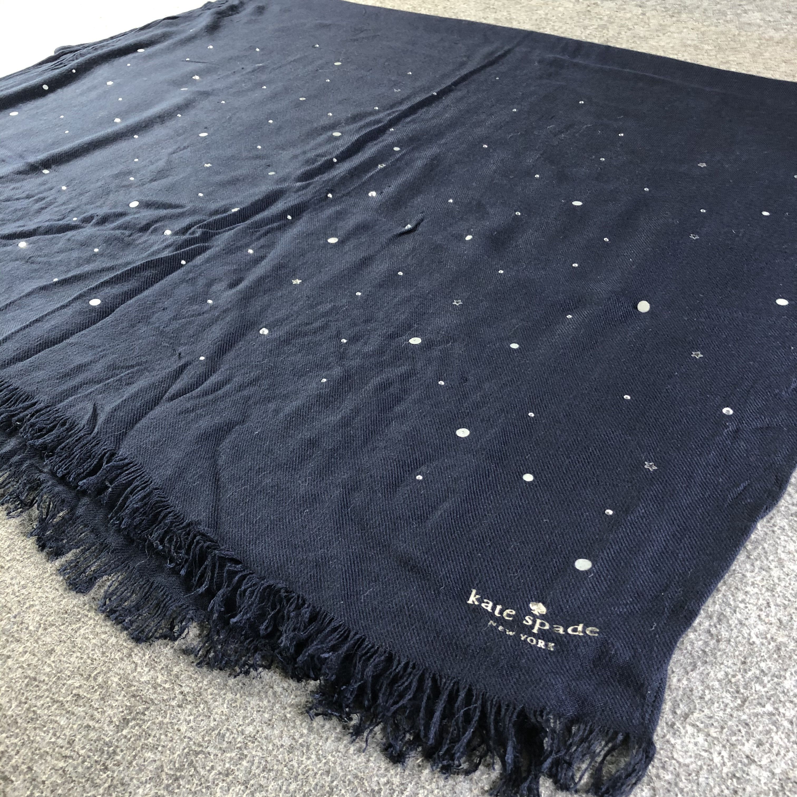 Kate Spade Kate Spade Scarf / Muffler / Neckwear / Shawl / Babushka Size ONE SIZE - 5 Thumbnail