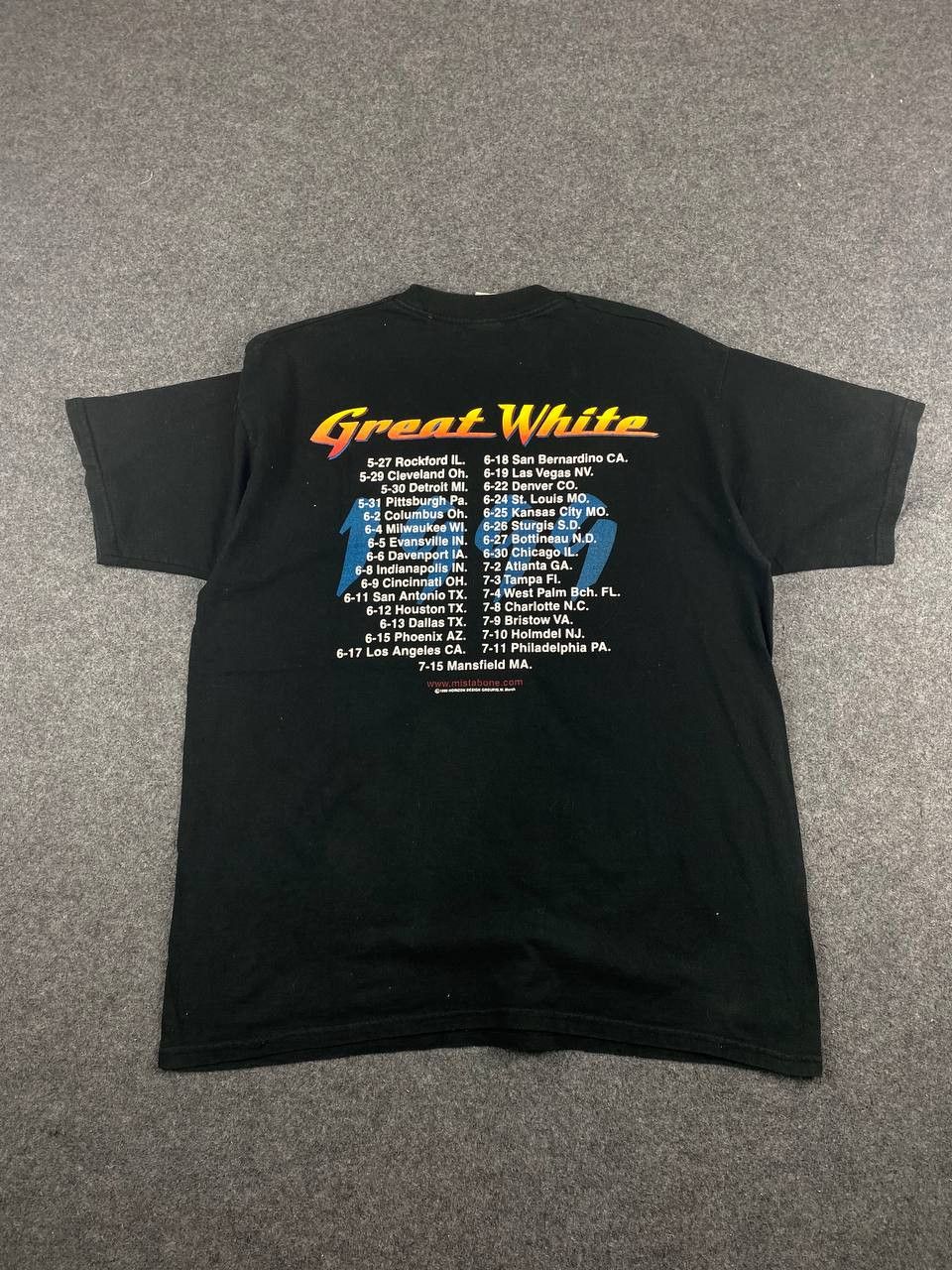 Band Tees vintage 1999 great white band tees nice design Size US XL / EU 56 / 4 - 6 Thumbnail