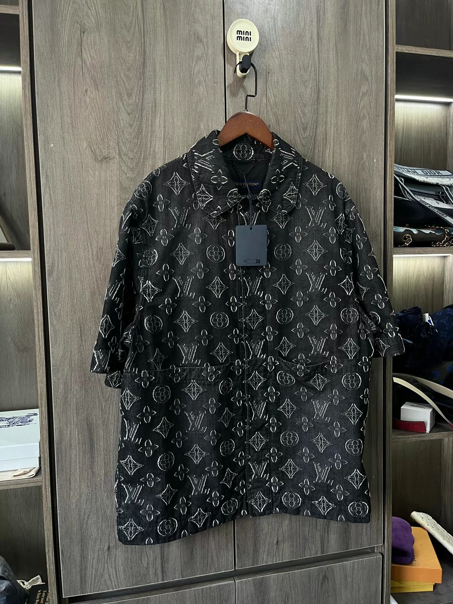 Louis Vuitton LOUIS VUITTON Size US L / EU 52-54 / 3 - 1 Thumbnail