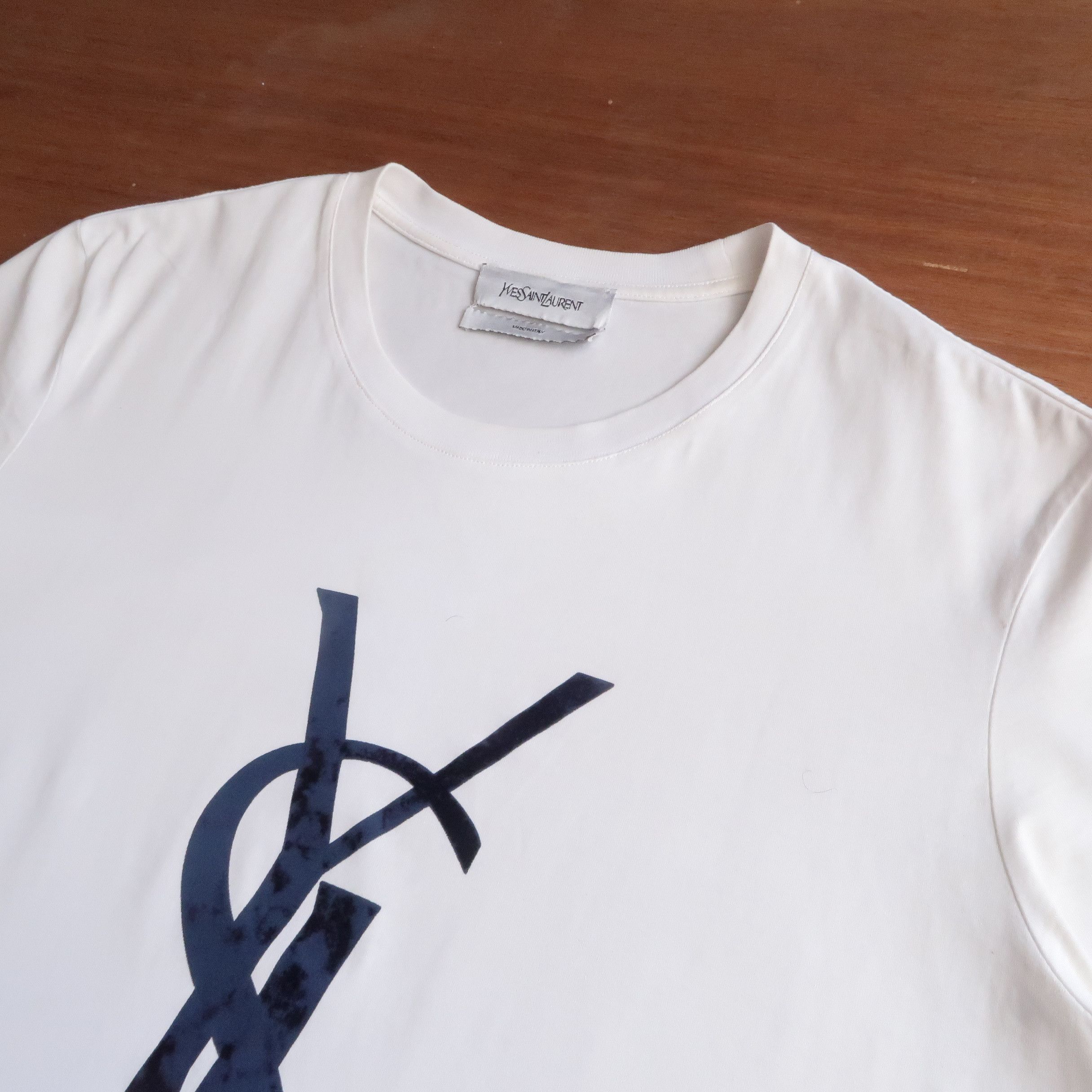 Yves Saint Laurent Yves Saint Laurent T-Shirt Big Logo Size US M / EU 48-50 / 2 - 4 Thumbnail