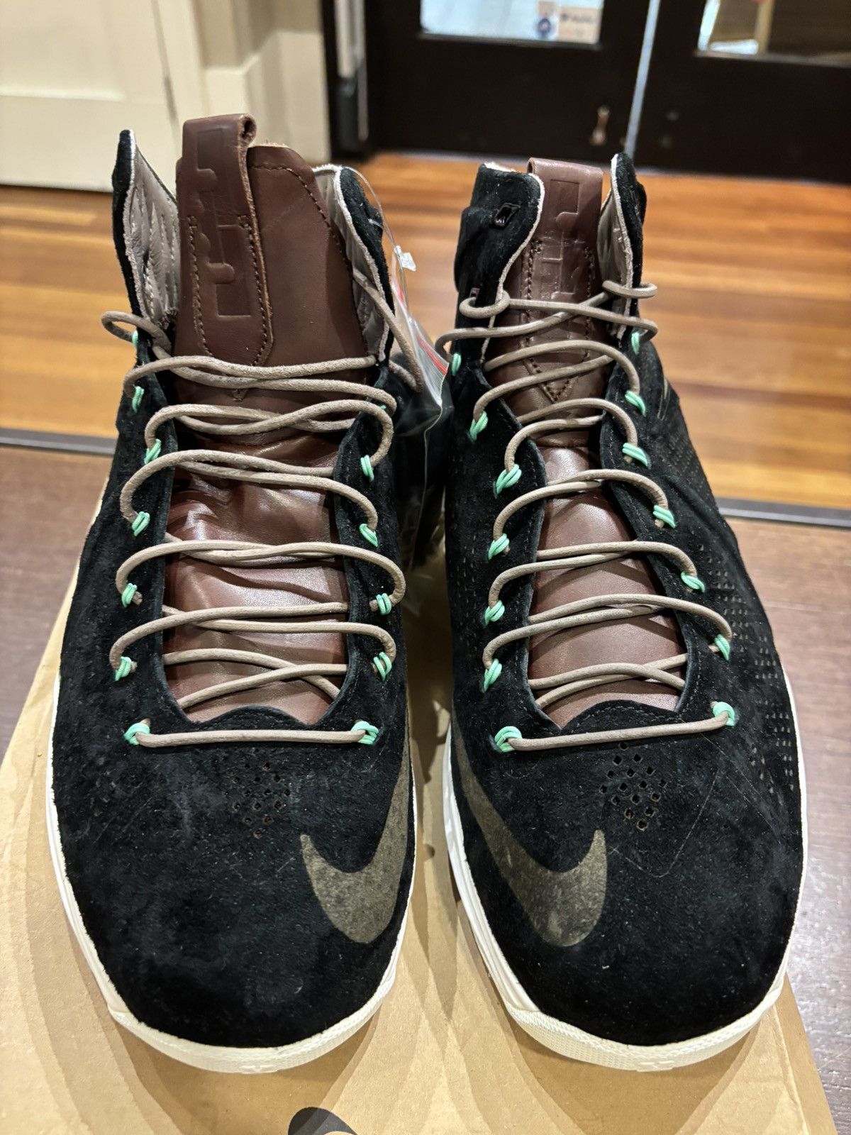 Nike Lebron X EXT ‘Black Suede’ Size US 11 / EU 44 - 5 Thumbnail