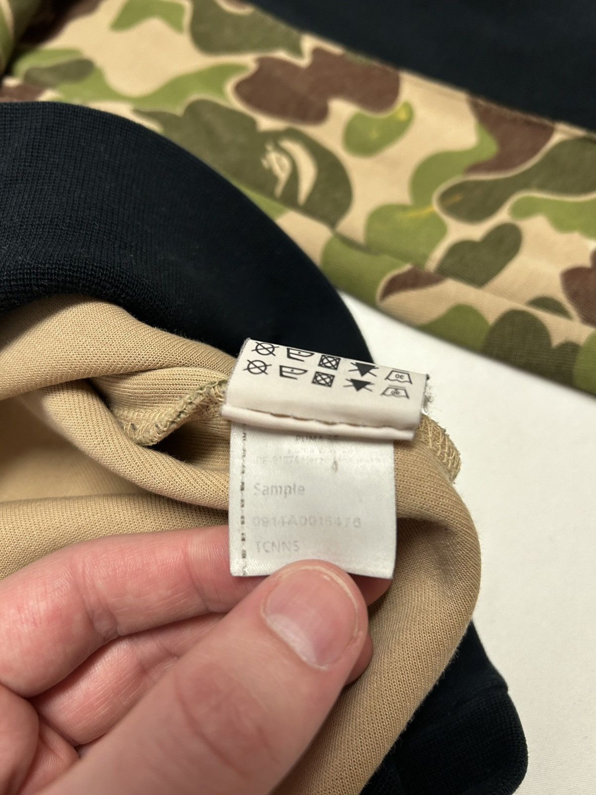Bape FW2015 Unreleased 1/1 Sample Gold Camo Crewneck Size US M / EU 48-50 / 2 - 10 Thumbnail