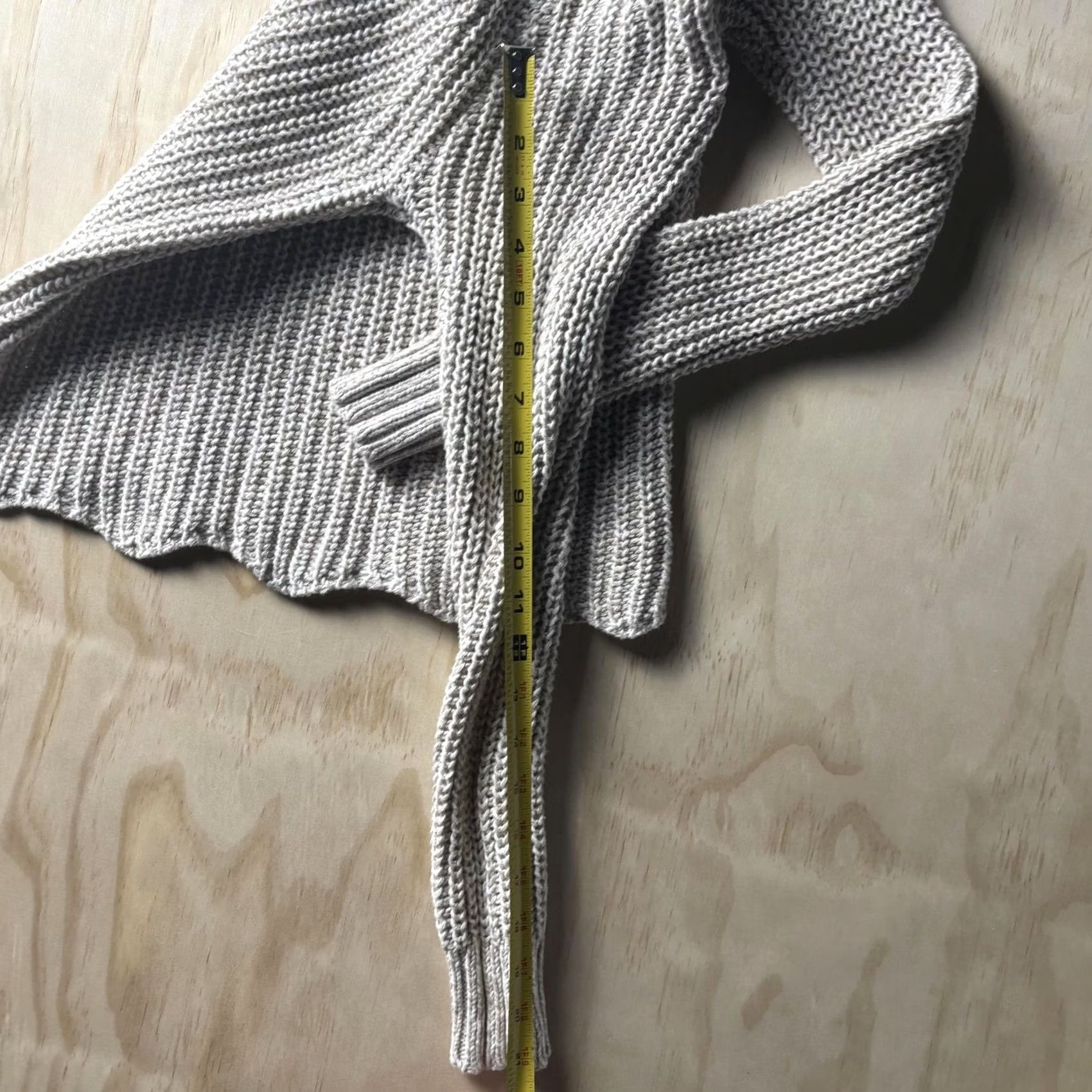 American Eagle Outfitters American Eagle Outfitters Sweater Womens Small Gray Raglan Sleeve Knit Pullover Crew Neck Ruffle Hem Size S / US 4 / IT 40 - 5 Thumbnail