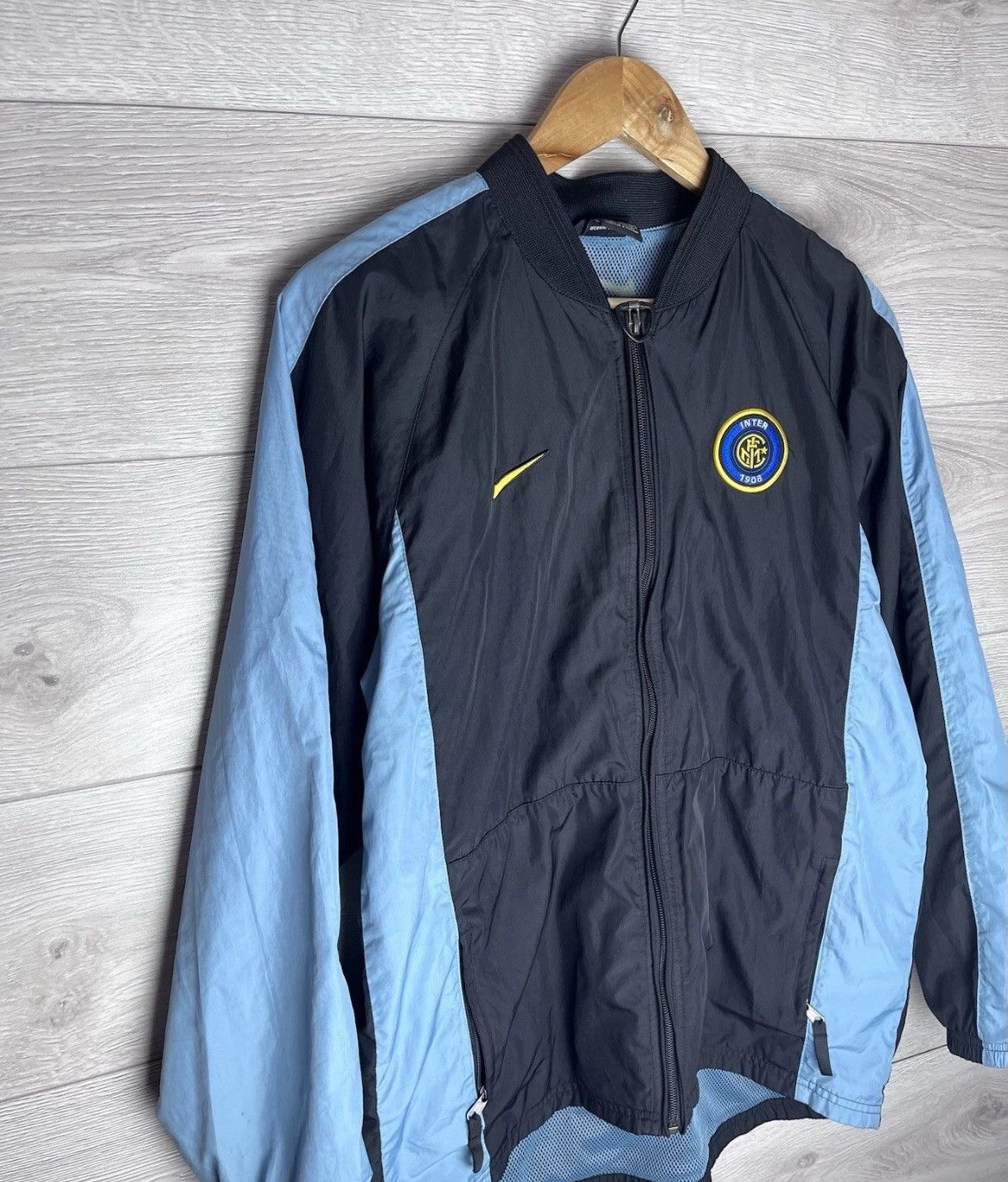 Nike Vintage soccer jacket Nike Inter XL (s-m) 1990s Size US M / EU 48-50 / 2 - 3 Thumbnail