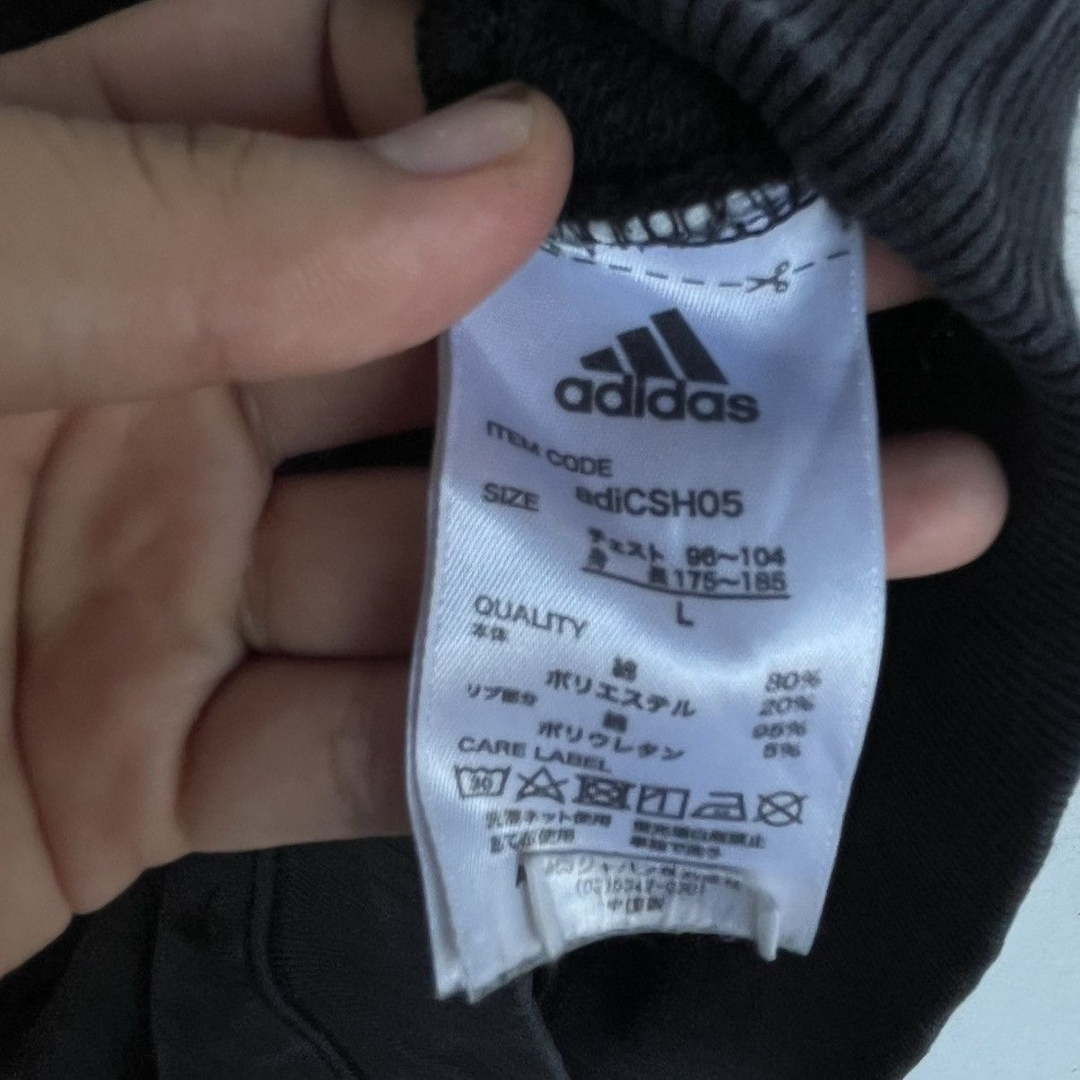 Other Vintage Adidas Black Combat Sports Hoodie Size L Size US L / EU 52-54 / 3 - 8 Thumbnail