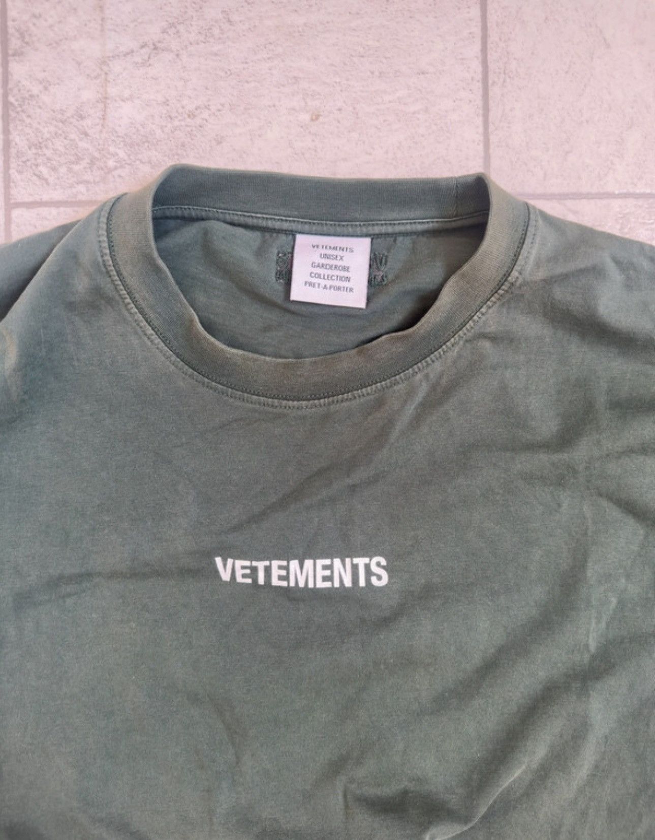 Vetements Vetements tee Size US XL / EU 56 / 4 - 2 Thumbnail