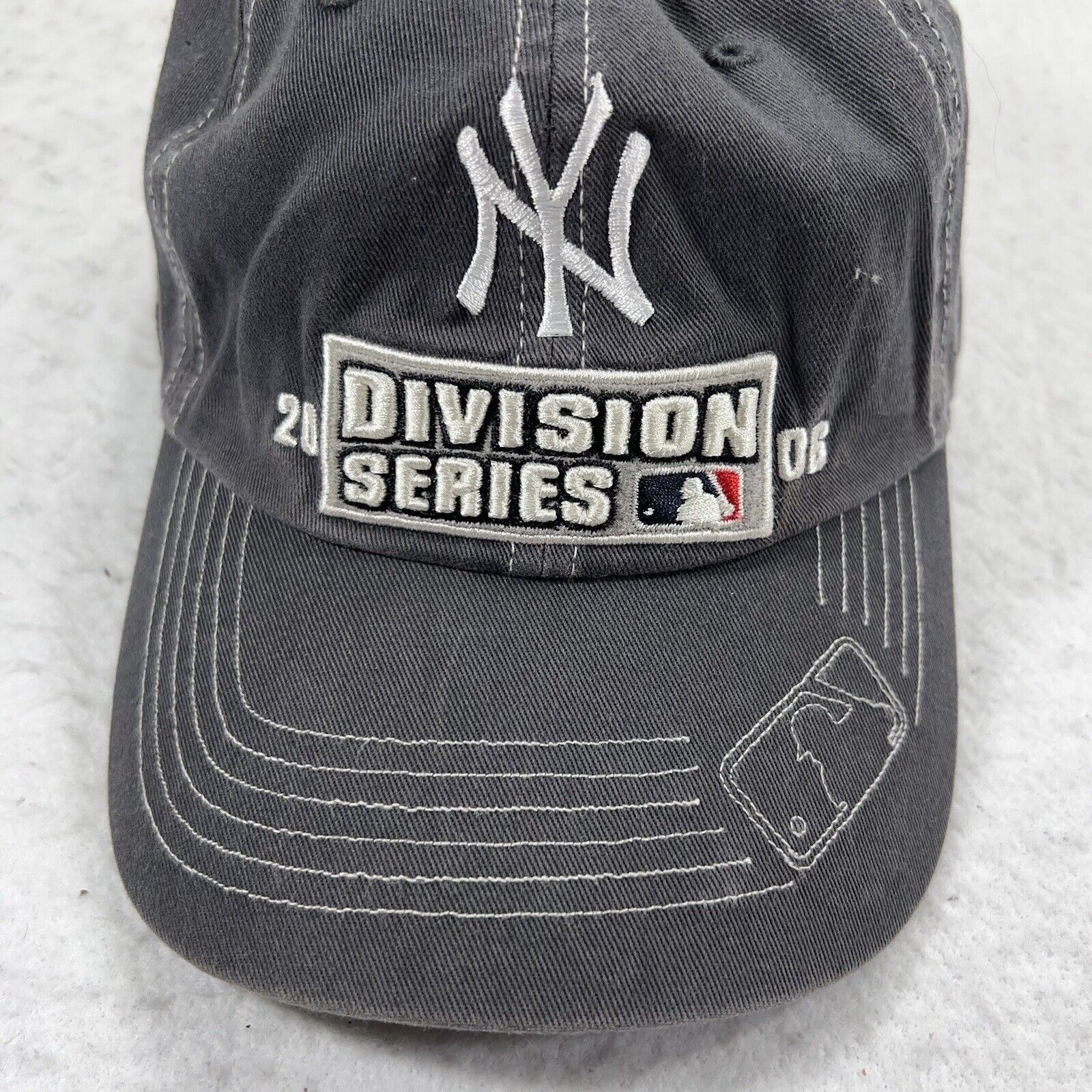 Twins Enterprise Inc. New York Yankees 2006 Adjustable Adult MLB Twins Hat Size ONE SIZE - 2 Thumbnail