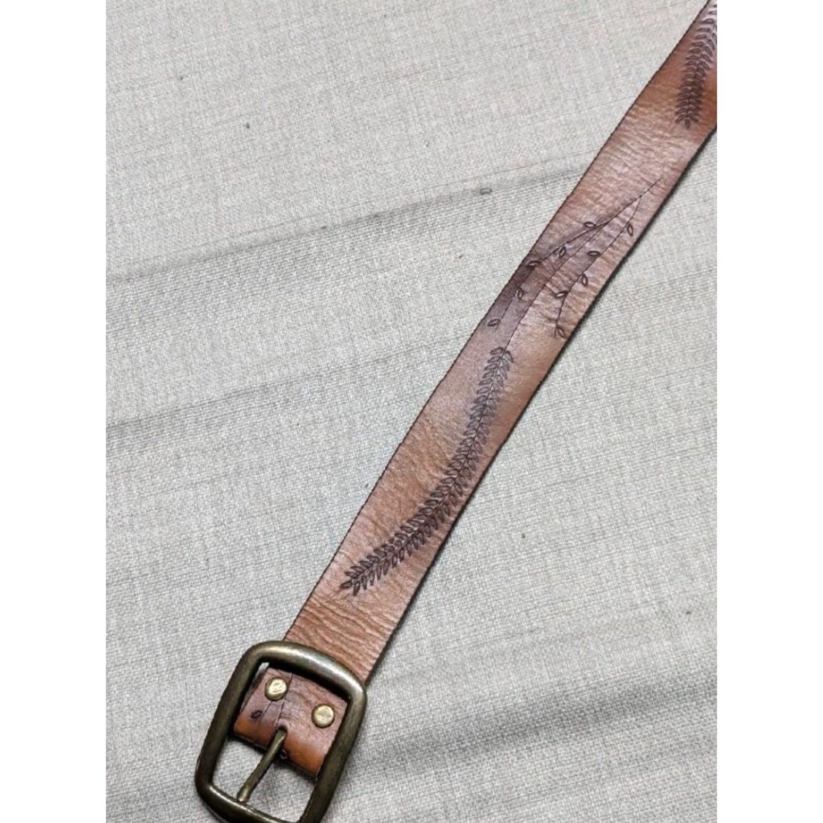 Lucky Brand VINTAGE Lucky Brand belt Western belt Tooled brown 40/41 leather cowhide buckle western Mens belt 1-5/8" width Size 40 - 3 Thumbnail