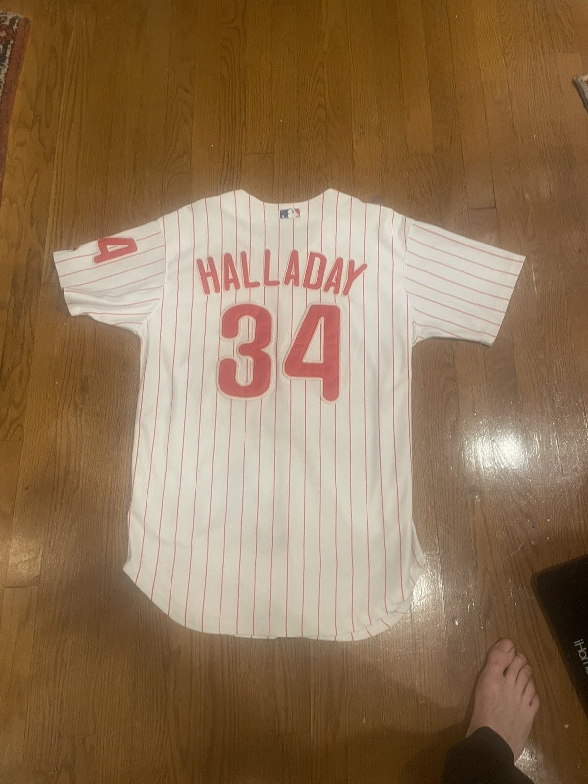 Majestic Vintage Philadelphia Phillies Roy Halladay jersey XL Size US XL / EU 56 / 4 - 2 Thumbnail