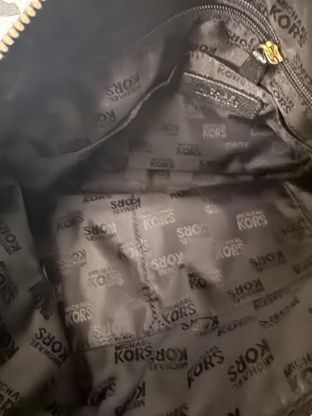 Michael Kors Micheal Kors Brooke Pebbled Black - Used Size ONE SIZE - 4 Thumbnail