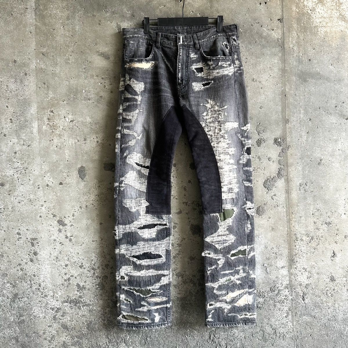 Givenchy Givenchy MMW Thrashed Moleskin Boro Repair Denim Size US 32 / EU 48 - 4 Thumbnail