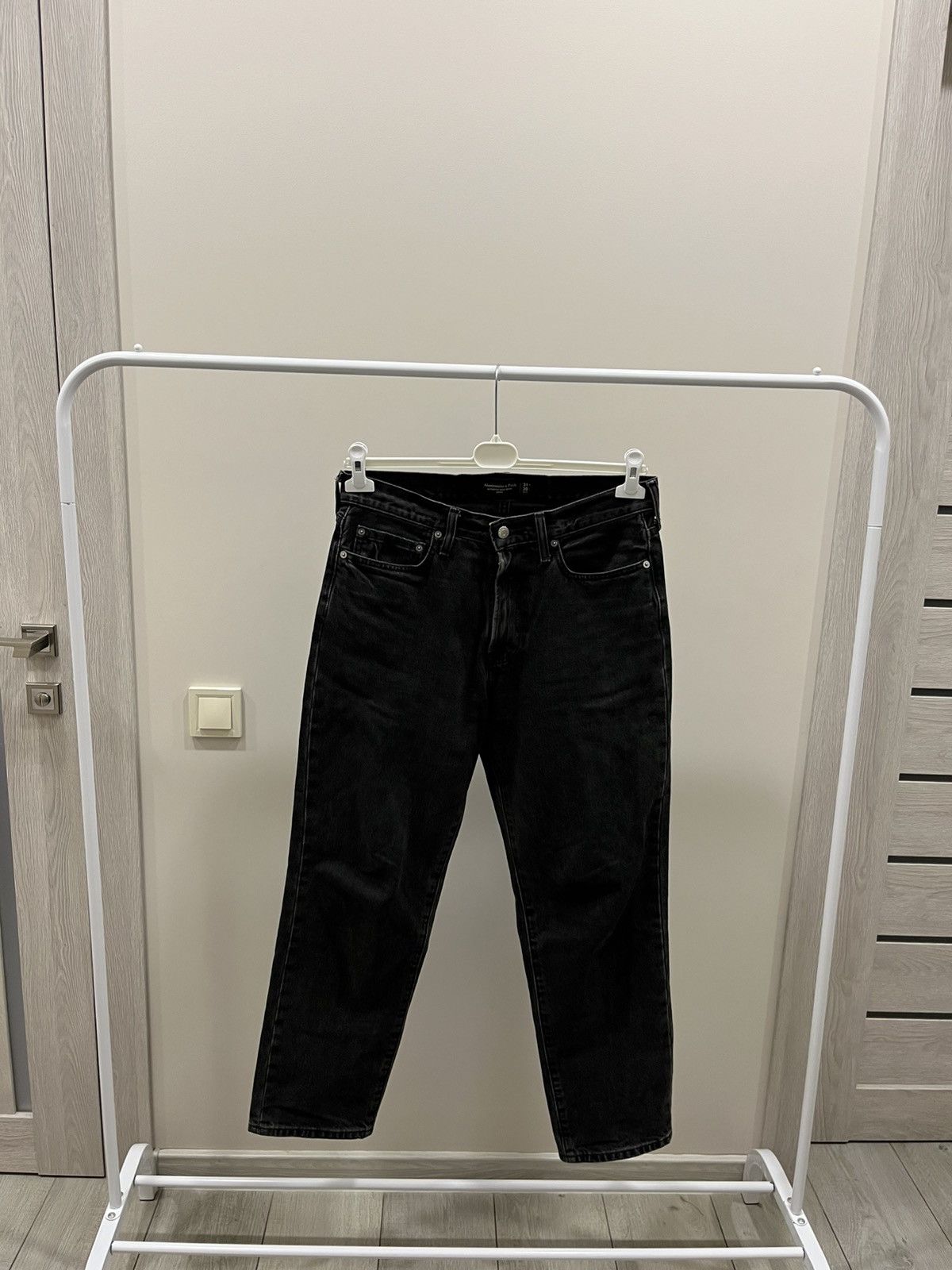 Abercrombie & Fitch Abercrombie & Fitch Black Jeans Size US 31 - 2 Thumbnail