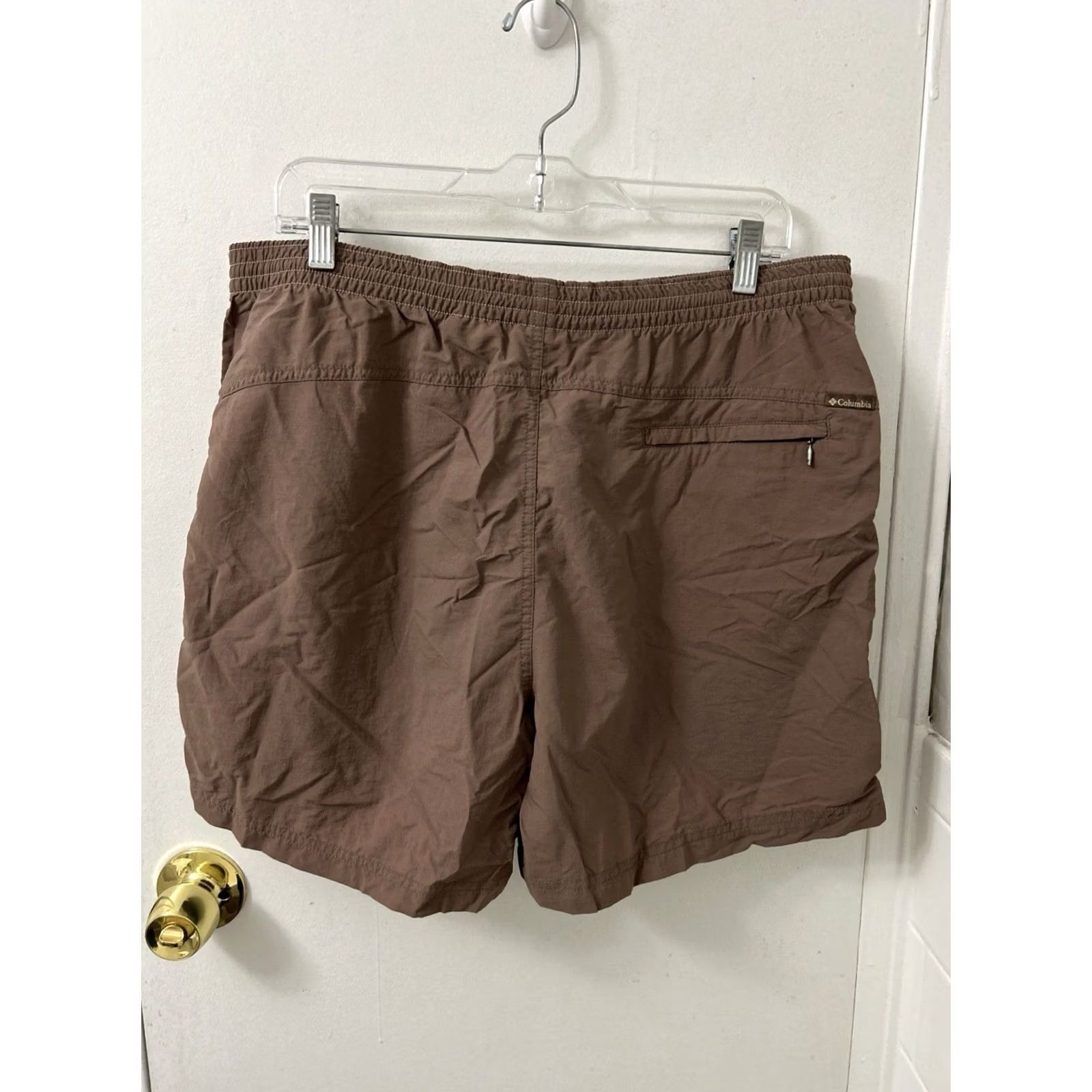 Vintage Columbia Womens Shorts Brown 5" Inseam Pockets Nylon Hiking Activewear Casual Travel Size 36" / US 14 / IT 50 - 6 Thumbnail