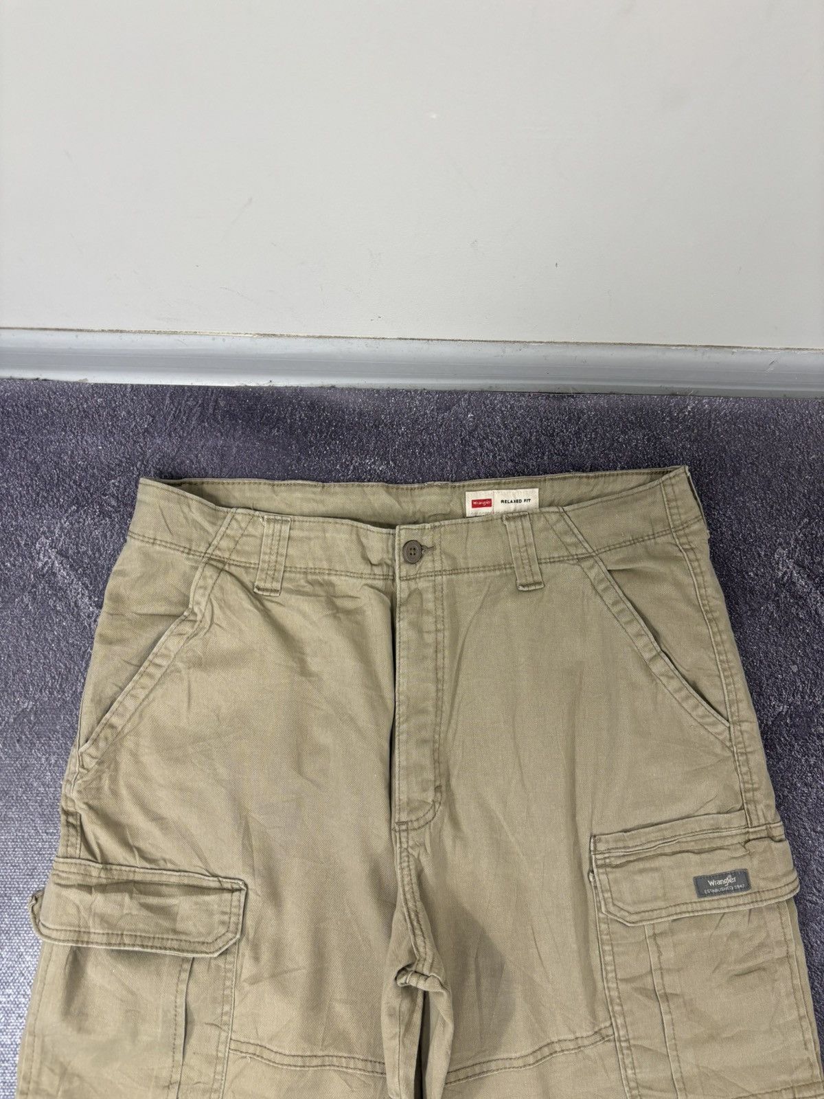 Vintage Vintage Wrangler Y2K Relaxed Fit Military Hype Cargo Shorts Size US 36 / EU 52 - 8 Thumbnail