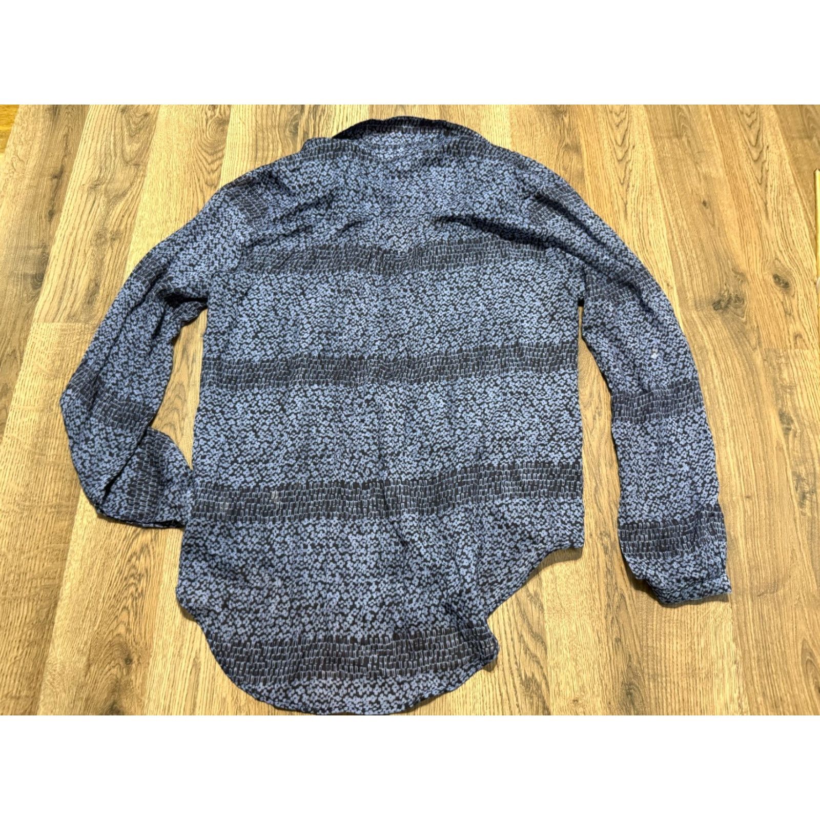 CLOT Cloth & Stone Blouse Women's Size Small Blue Long Sleeve Button Up Shirt Size S / US 4 / IT 40 - 2 Thumbnail