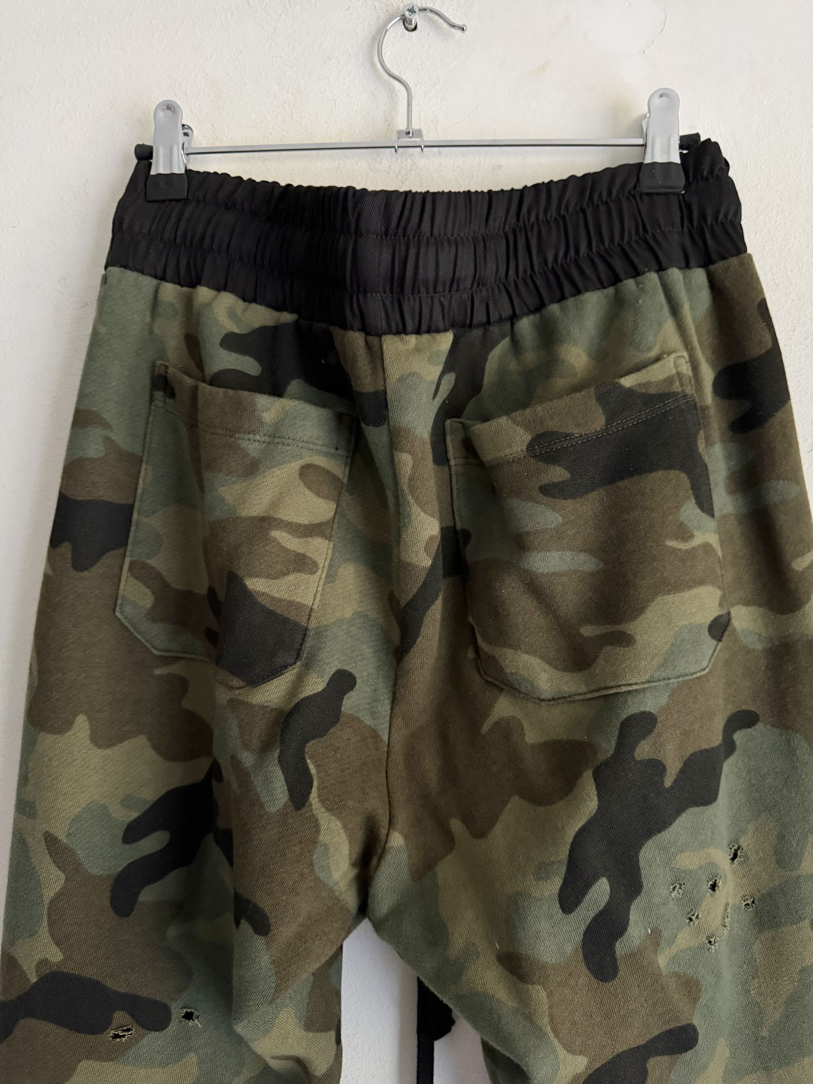 Amiri Amiri MX1 Leather Patch Sweatpants Camo Size US 30 / EU 46 - 11 Thumbnail