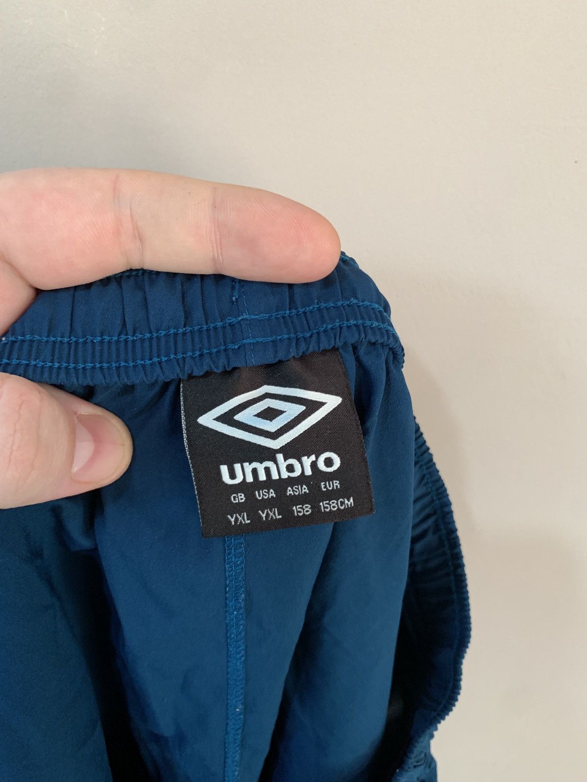 Umbro West Ham United Away Football Shorts Umbro Soccer Size XS Size US 28 / EU 44 - 5 Thumbnail
