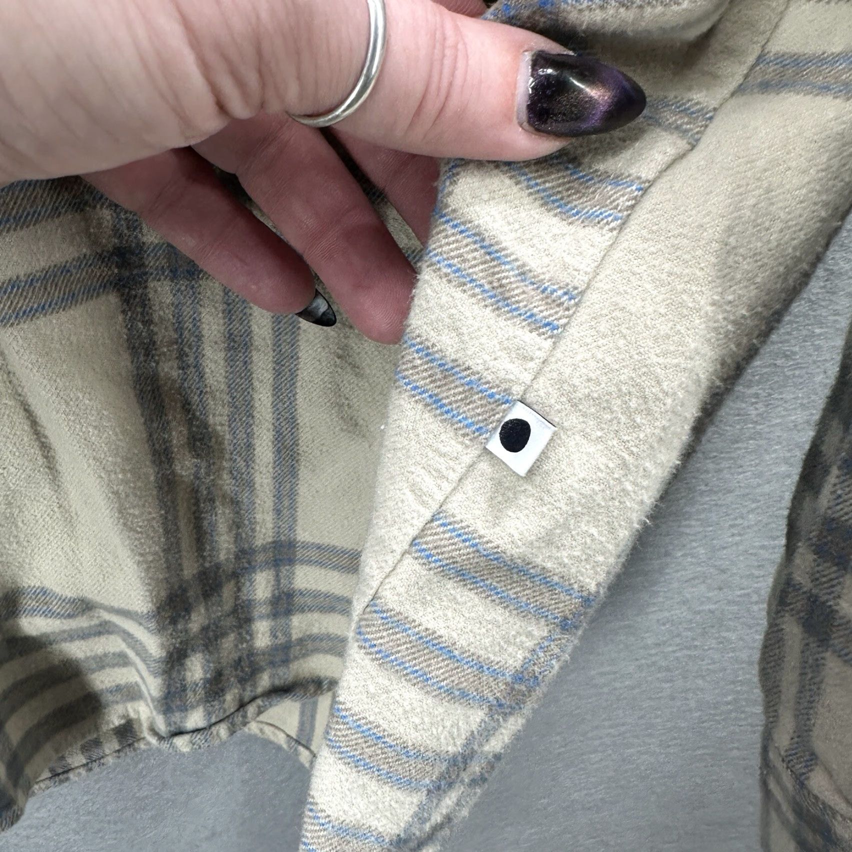 NN07 NN07 Beige Button-Up Shirt Mens Medium Long Sleeve Flannel Plaid Casual Workwear Size US M / EU 48-50 / 2 - 7 Thumbnail