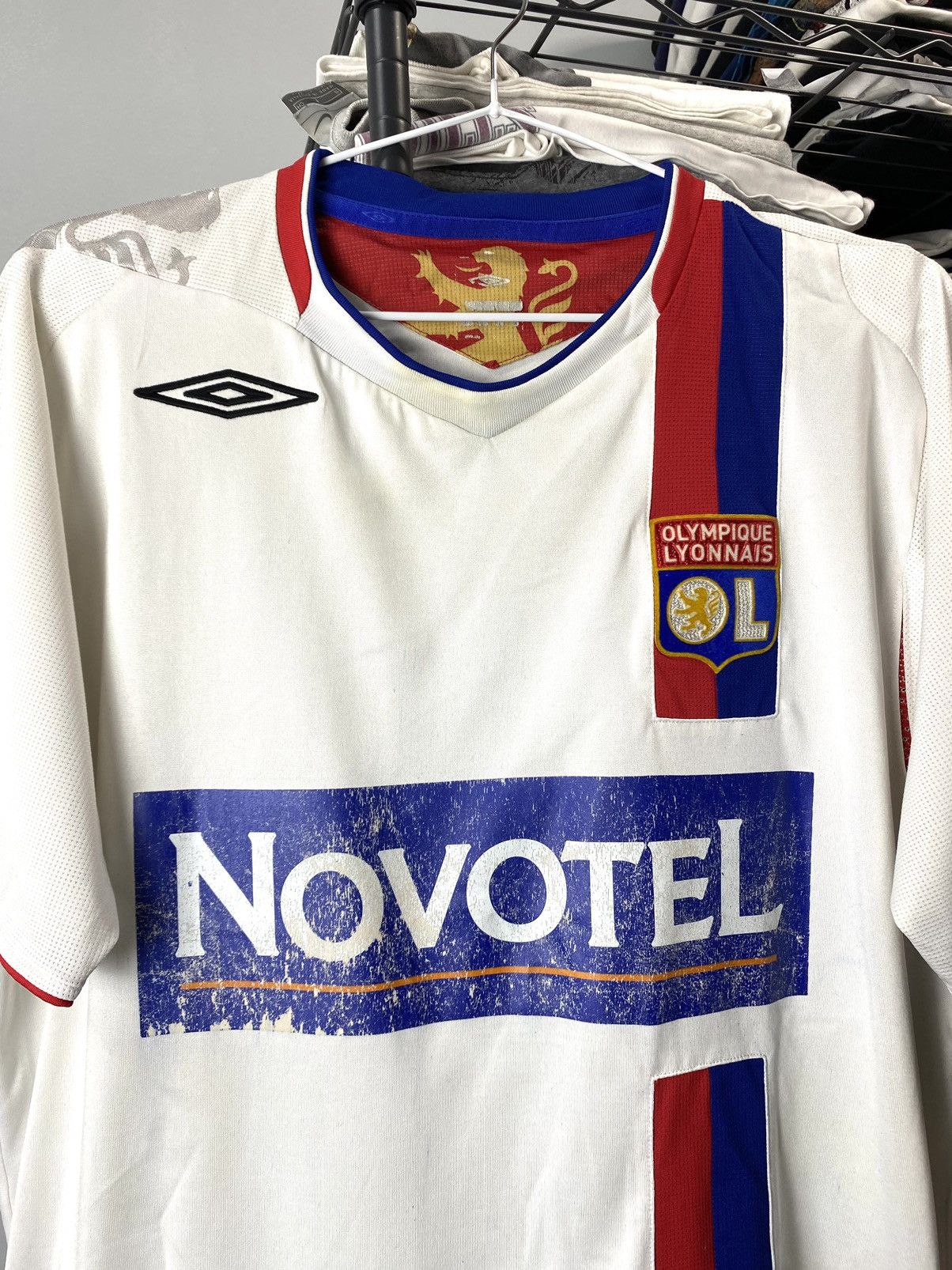 Umbro Vintage 07/08 Olympique Lyonnais Umbro Soccer Jersey Size US L / EU 52-54 / 3 - 3 Thumbnail