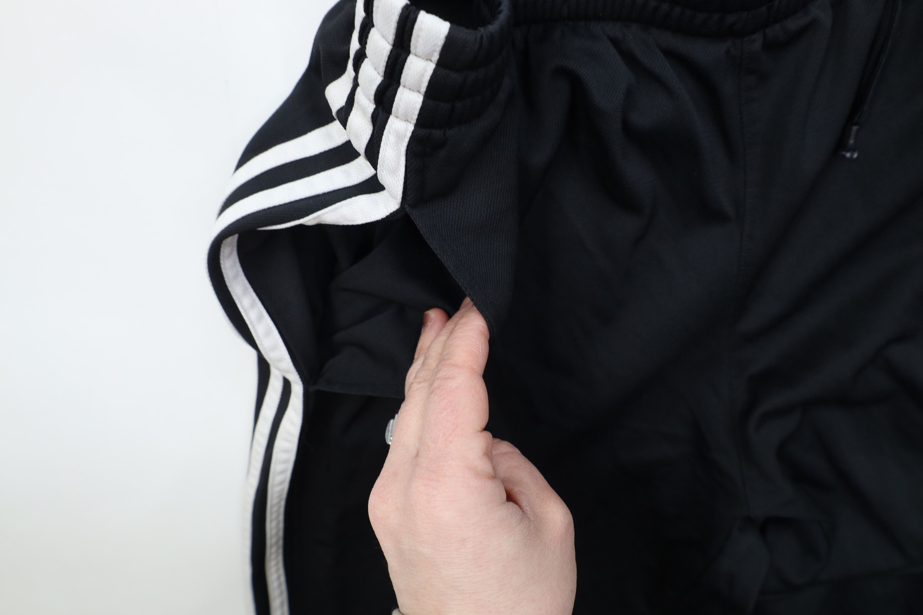 Adidas Vintage Y2K Adidas Spell Out Striped Wide Leg Pants Black Size US 34 / EU 50 - 6 Thumbnail
