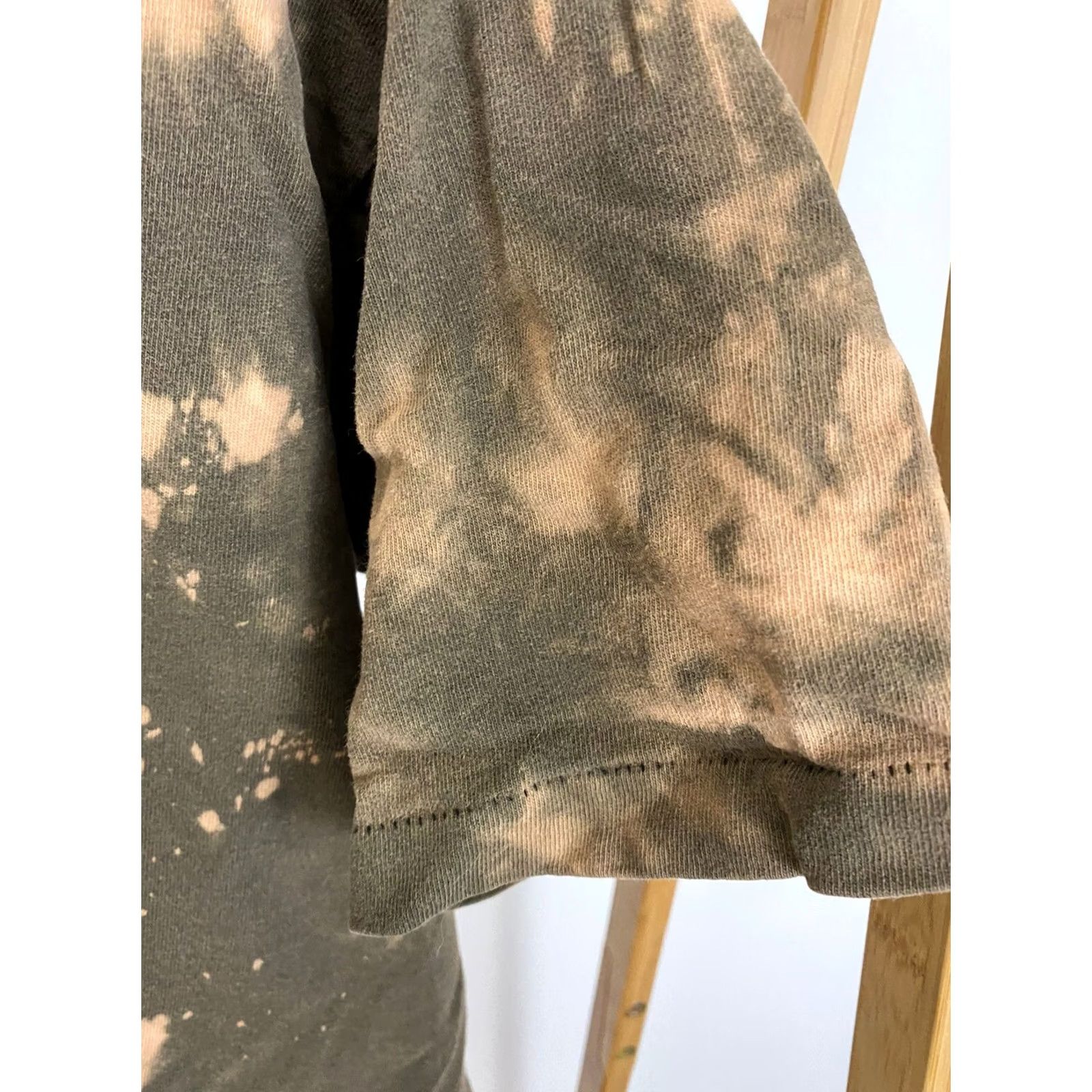 Fruit Of The Loom VINTAGE Fruit Of The Loom T-Shirt XL 90s Bleach Stain Selvedge Pocket Single Stitch Brown Tan Mens Size US XL / EU 56 / 4 - 4 Thumbnail