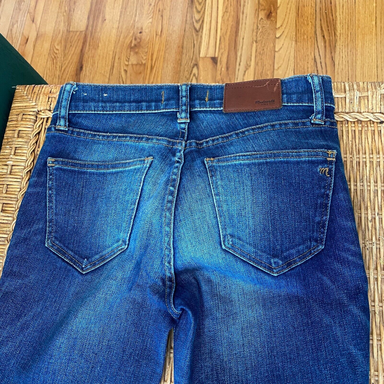 Madewell Madewell Midrise Skinny Medium Wash Whiskered Jeans 25 Size 25" / US 0 / IT 36 - 6 Thumbnail