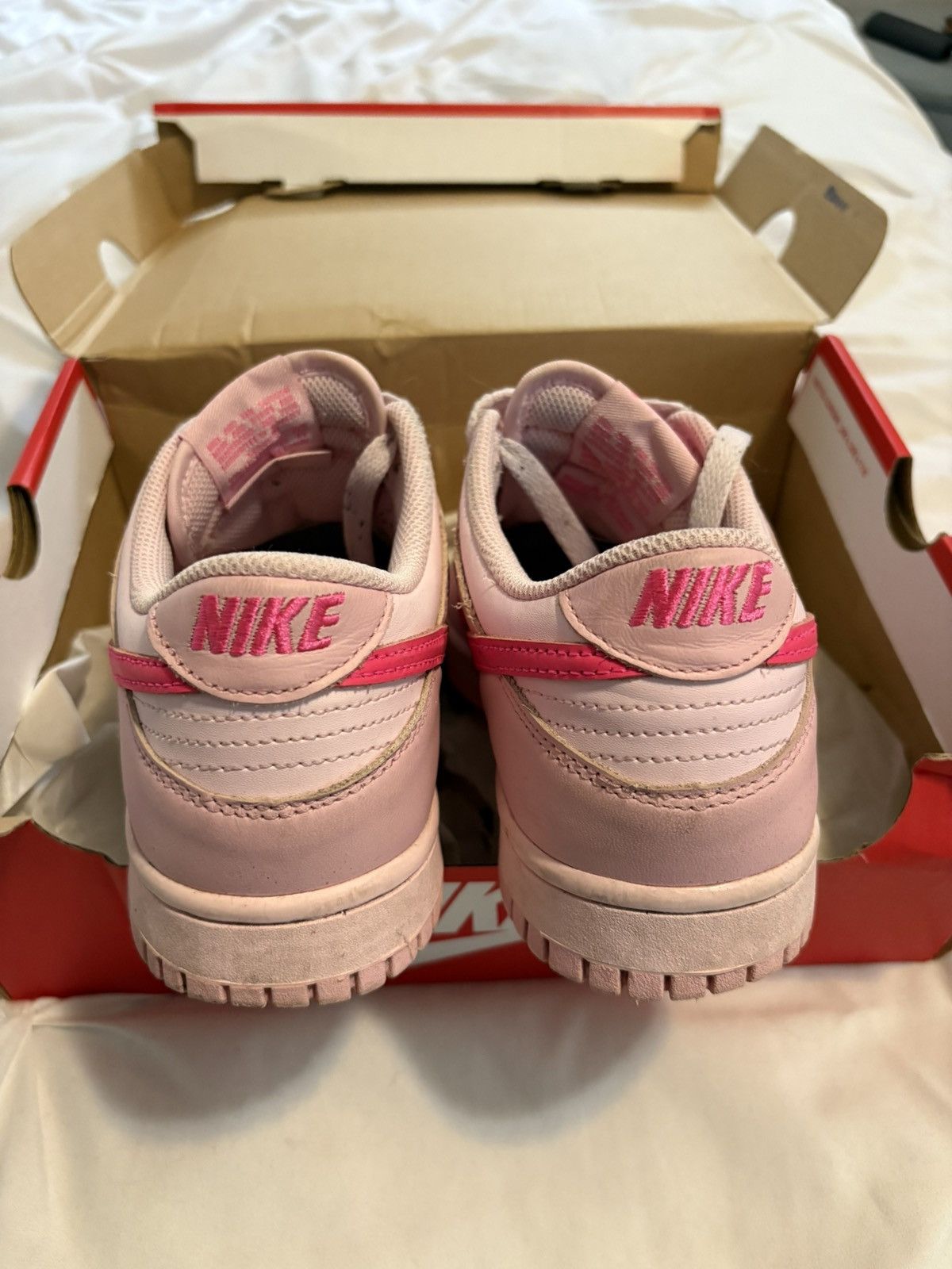 Nike nike dunk low triple pink Size US 8.5 / IT 38.5 - 3 Thumbnail