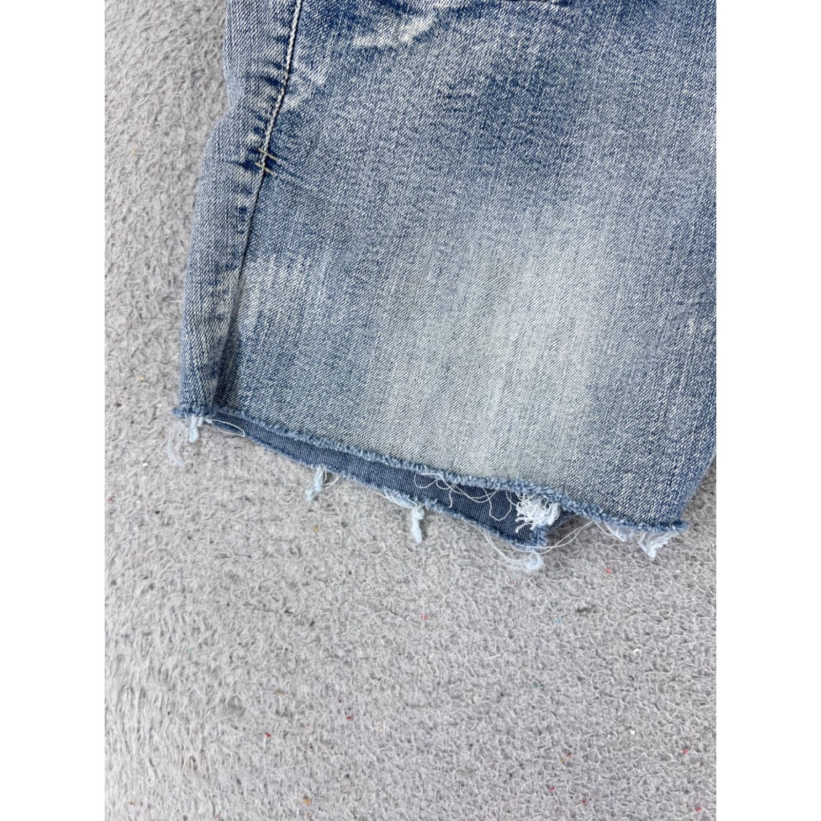 Denime Mudd Womens Blue Denim Cut-Off Shorts 28x4 Embroidered Floral 9 Distressed Cotton Casual Update Size 30" / US 8 / IT 44 - 3 Thumbnail