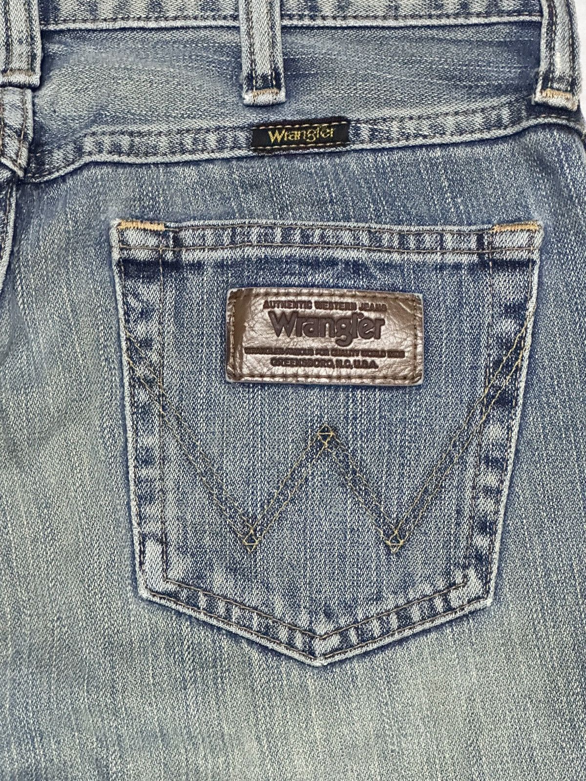 Japanese Brand Vintage Wrangler Straight Loose Style With Faded Wash Size US 28 / EU 44 - 7 Thumbnail