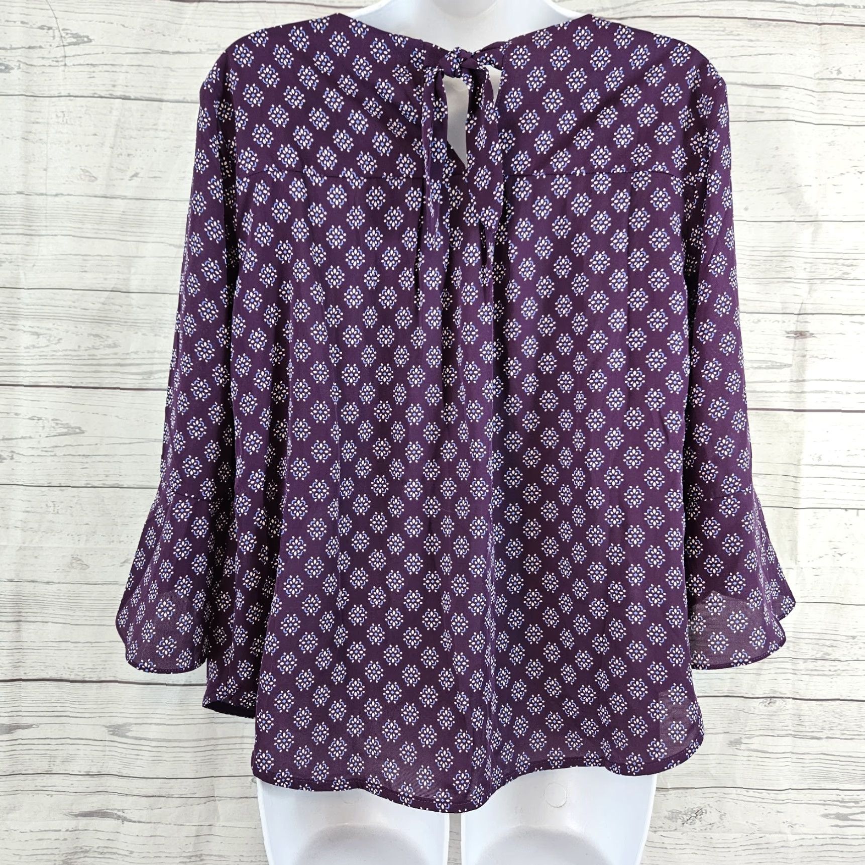 Vintage 41 Hawthorn Womens Dania Tie Detail Blouse Sz Medium Purple White 3/4 Sleeve Size M / US 6-8 / IT 42-44 - 3 Thumbnail