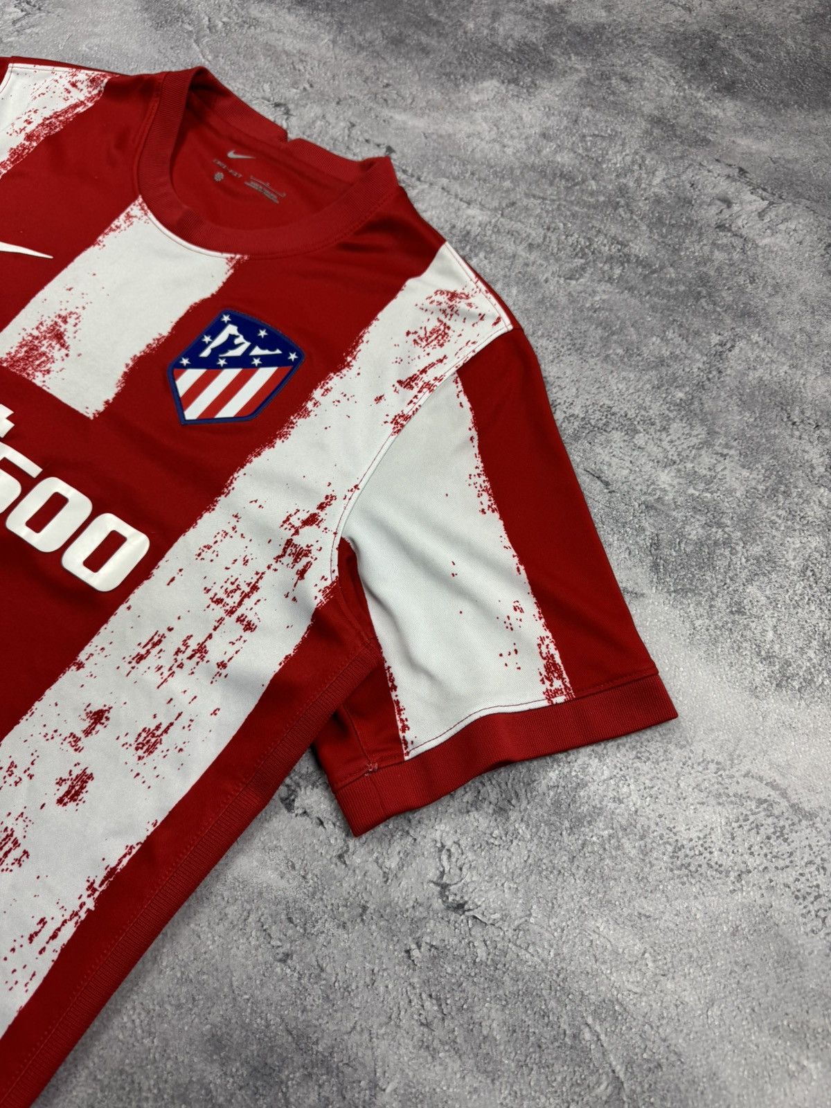 Nike Atletico Madrid 2021/2022 Home Football Soccer Jersey Size US L / EU 52-54 / 3 - 2 Thumbnail