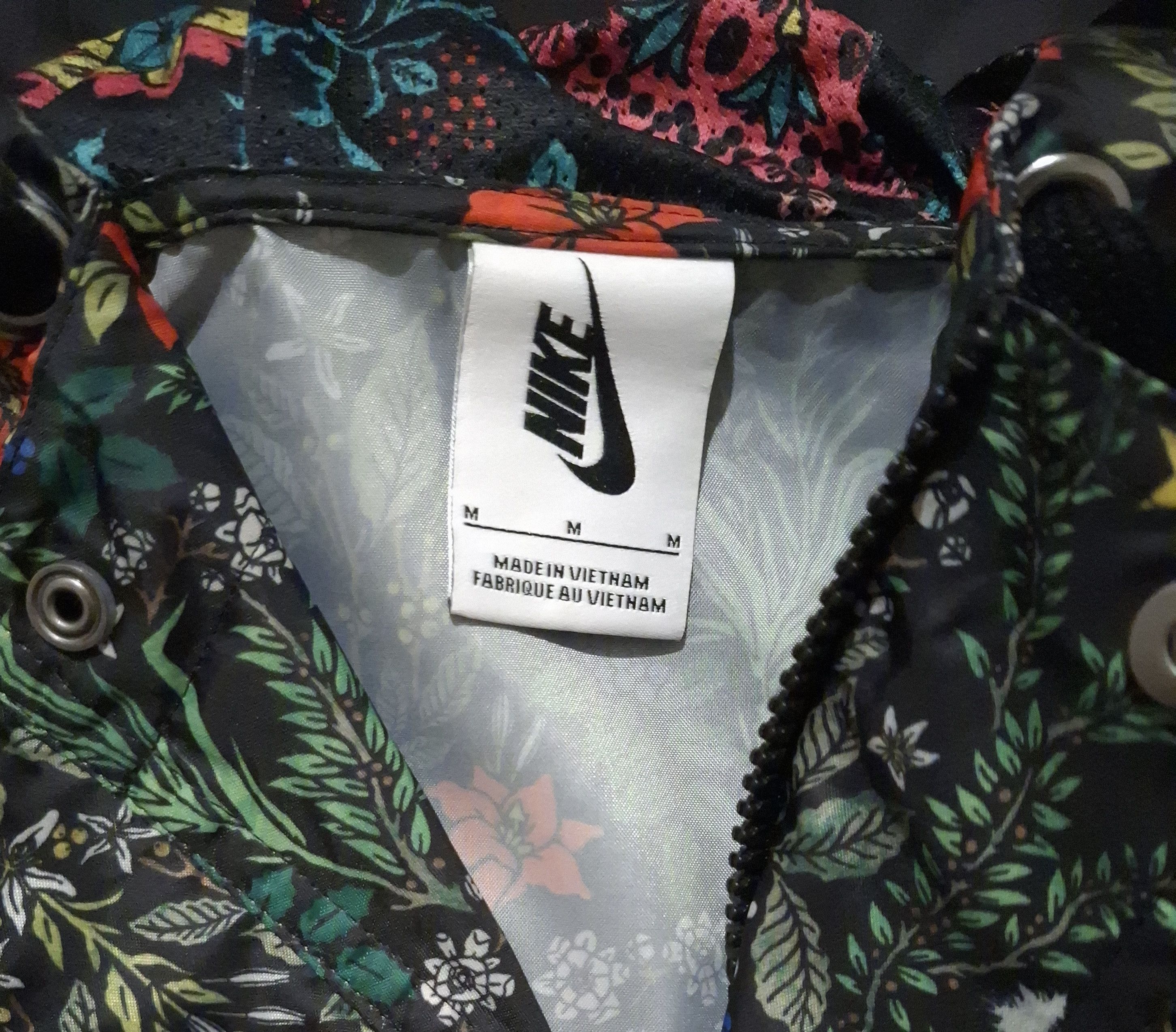 Nike × Riccardo Tisci Nike x Riccardo Tisci Floral Jacket M 827069-010 nikelab rt Size M / US 6-8 / IT 42-44 - 3 Thumbnail