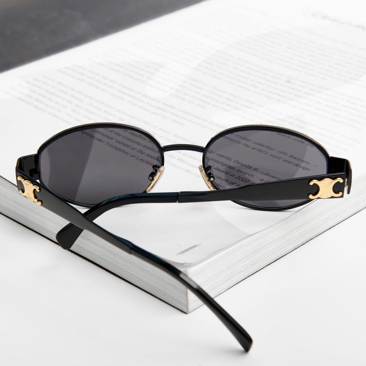 Celine CELINE CL40235U 01A SUNGLASSES Size ONE SIZE - 7 Thumbnail