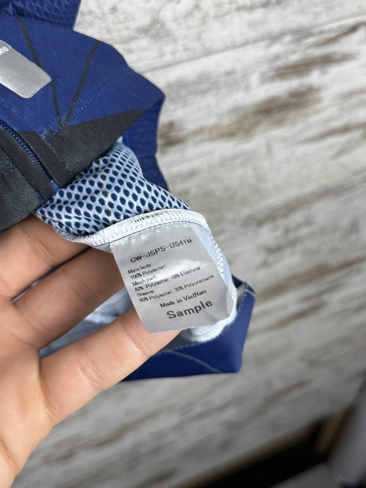 Vintage Mens Shimano Breakaway Jersey cycling size M blue Sample Size US M / EU 48-50 / 2 - 10 Thumbnail